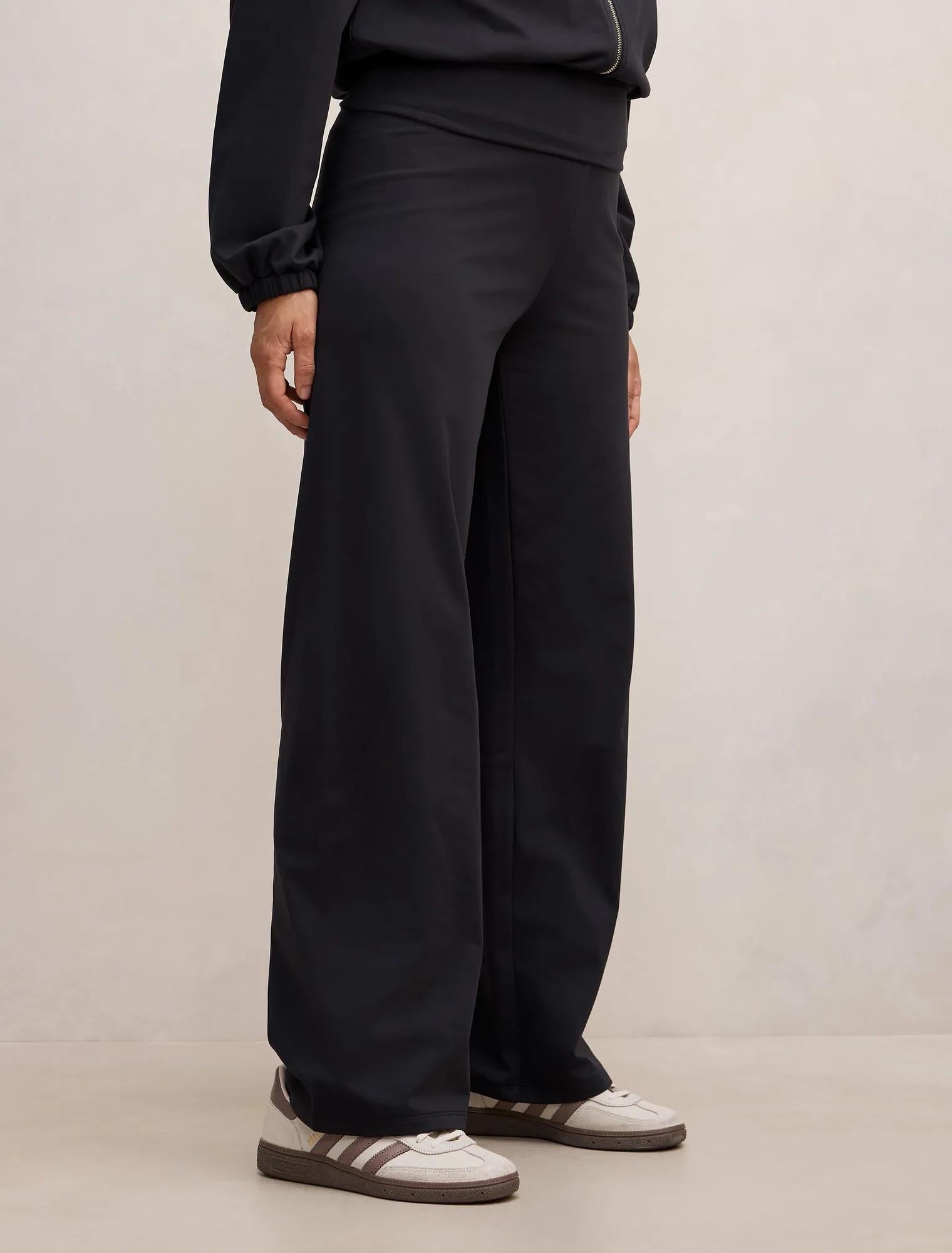 Wren Fold Waist Wide Leg Pant Black