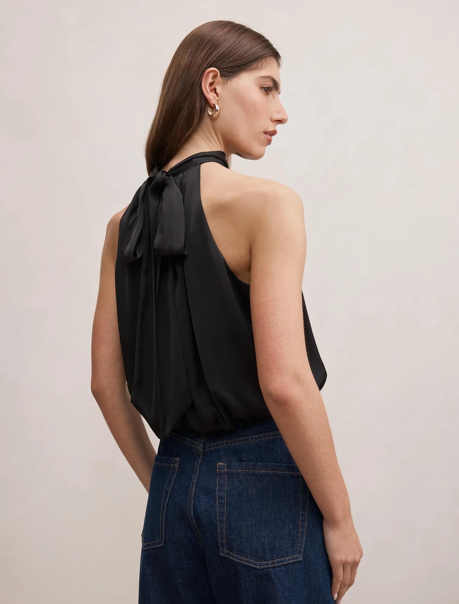 Scarlett Halter Bubble Hem Top Black