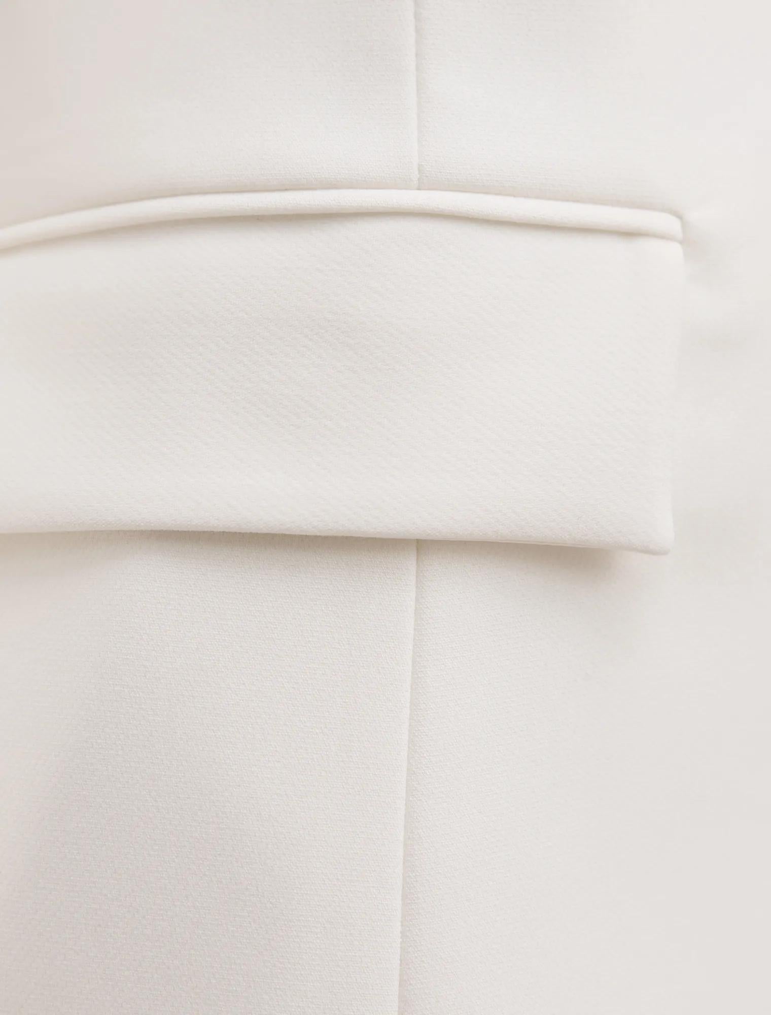 Lee Nipped Waist Blazer Porcelain Suit