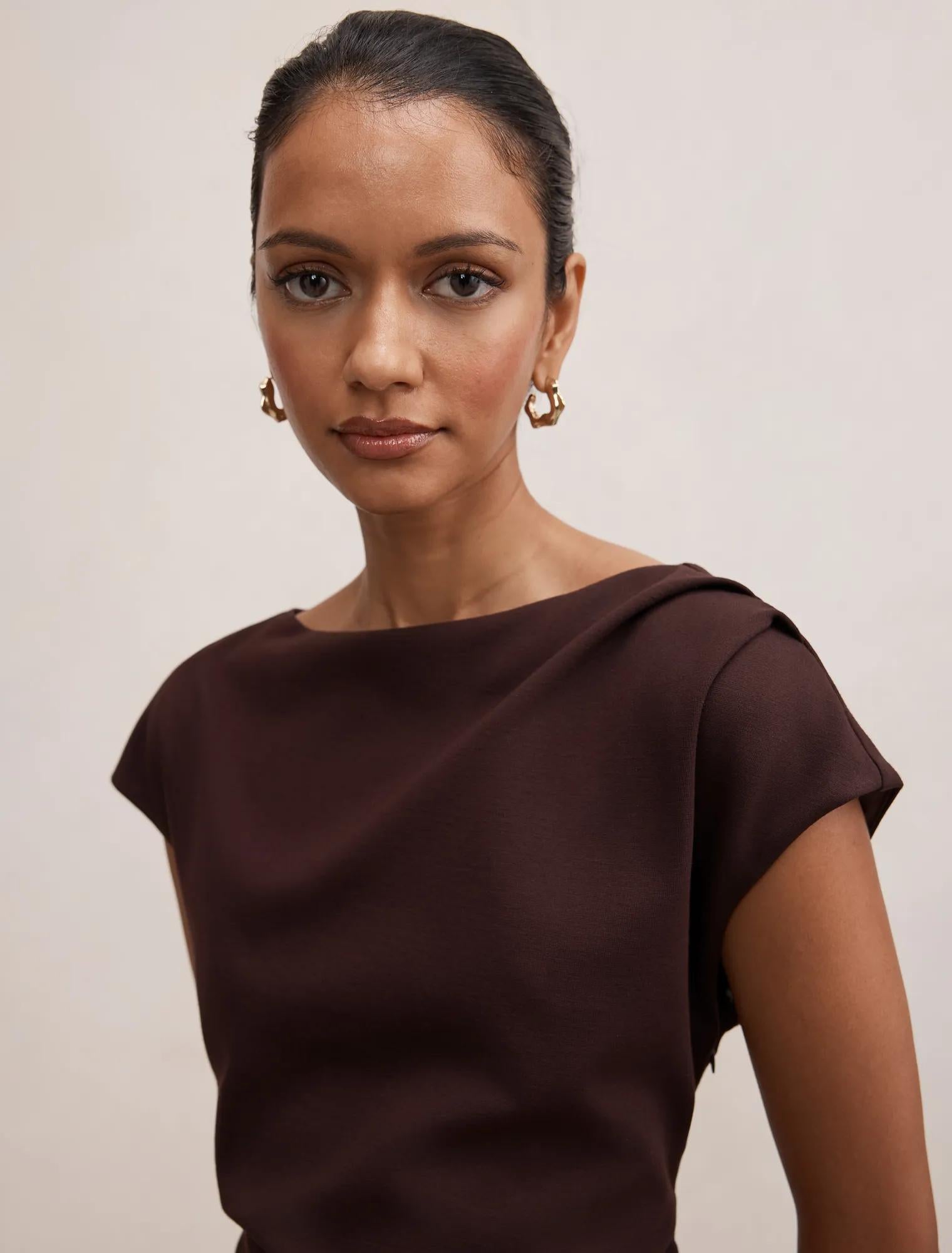 Carly Petite Sleeveless Tuck Mini Dress Chocolate