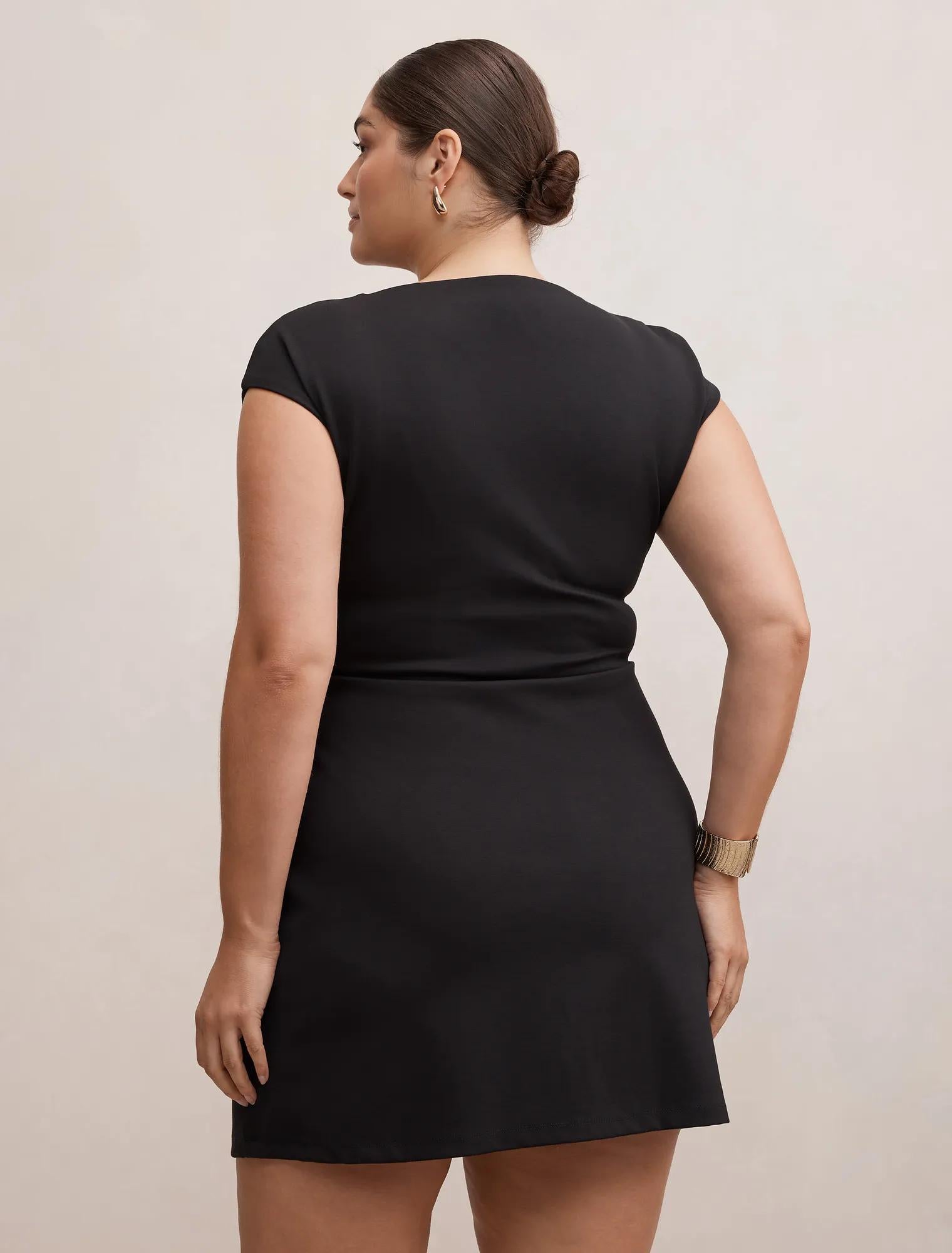 Carly Curve Sleeveless Tuck Mini Dress Black