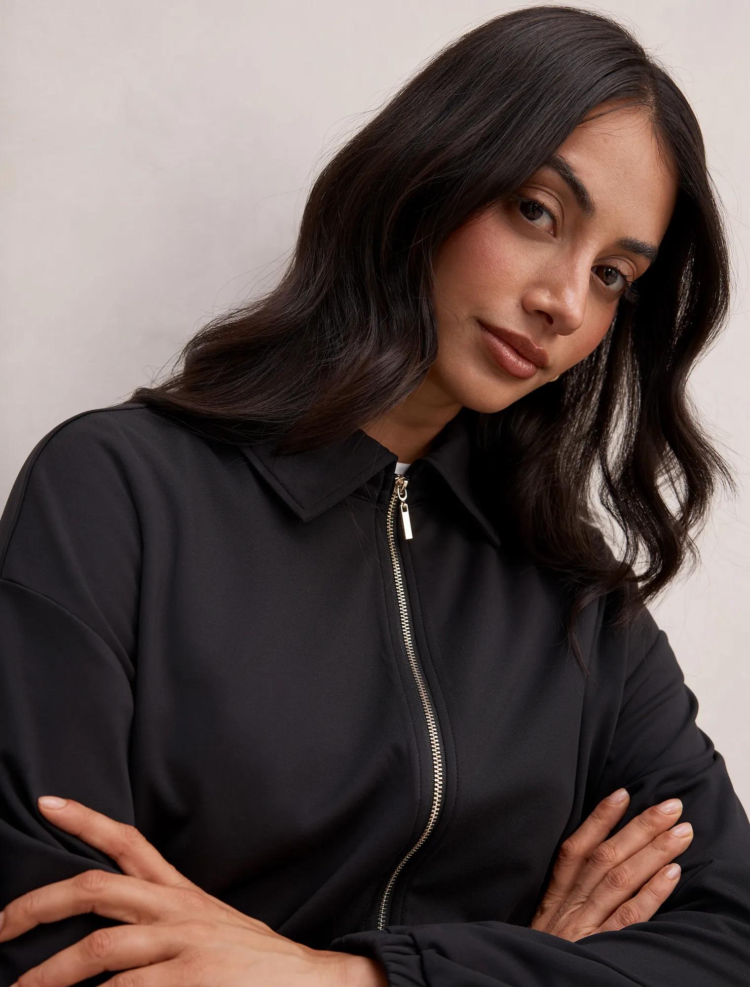 Willow Drawcord Jacket Black