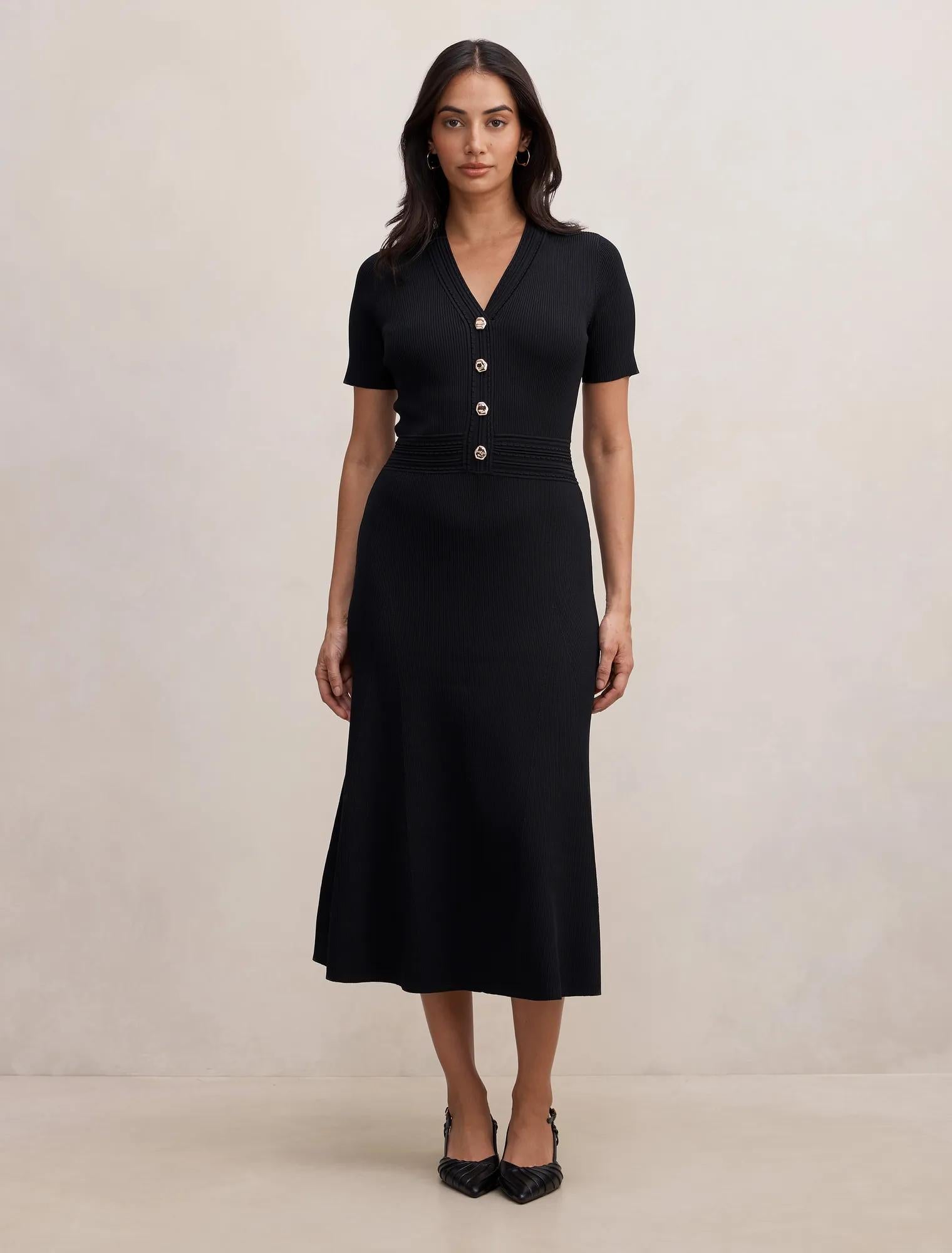 Niki V-Neck Stitch Knit Dress Black