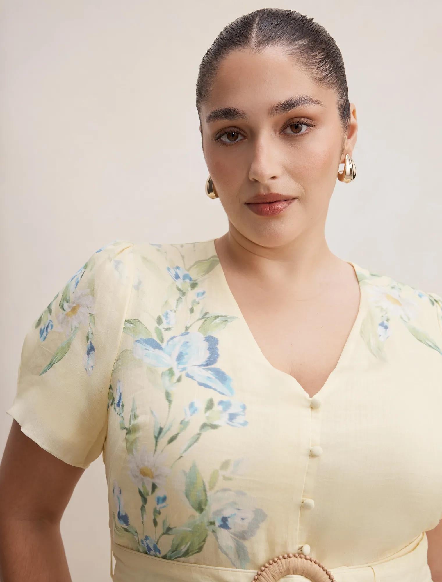 Calissa Curve V-Neck Short Sleeve Midi Light Halifax Floral