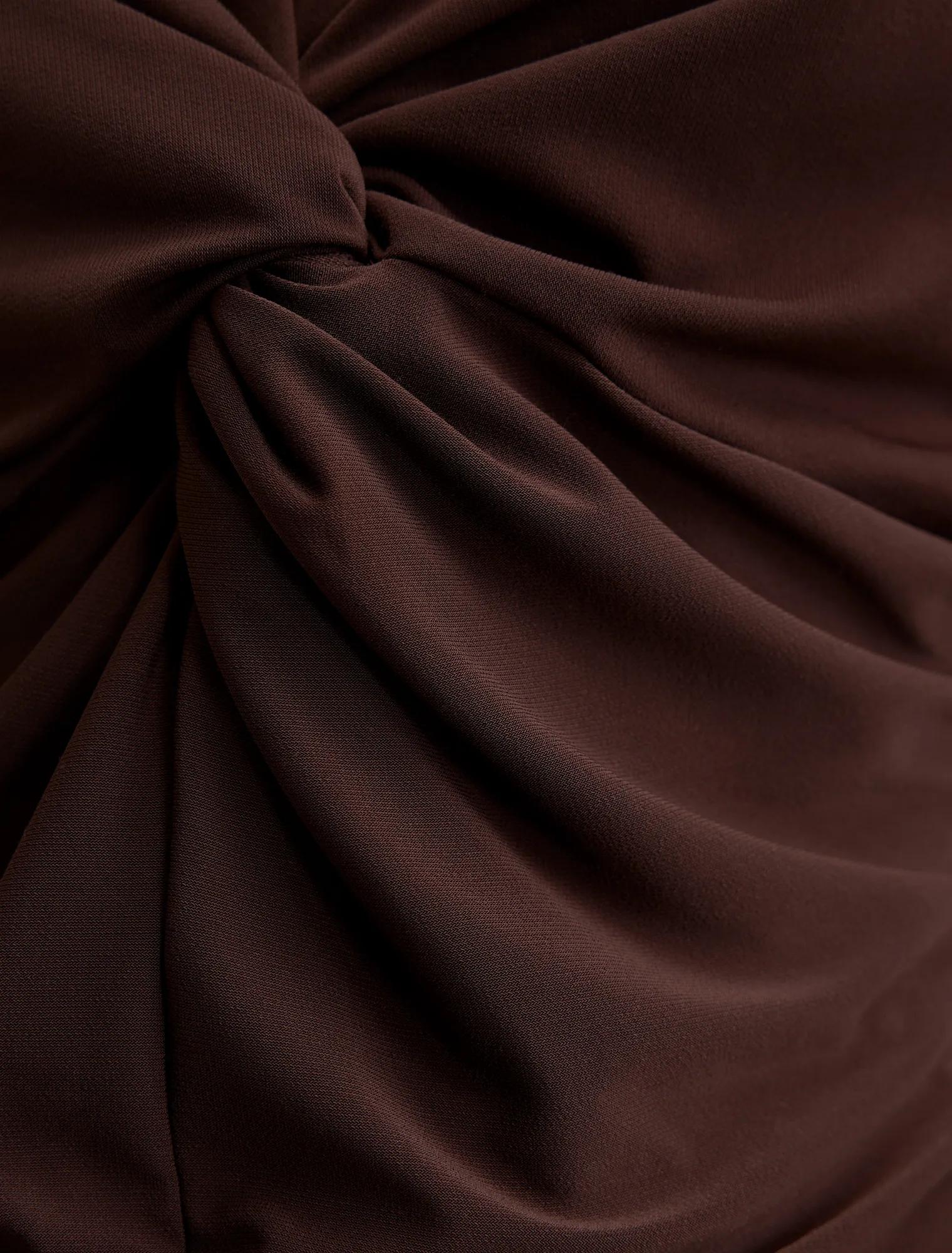 Thea Twist Batwing Top Chocolate