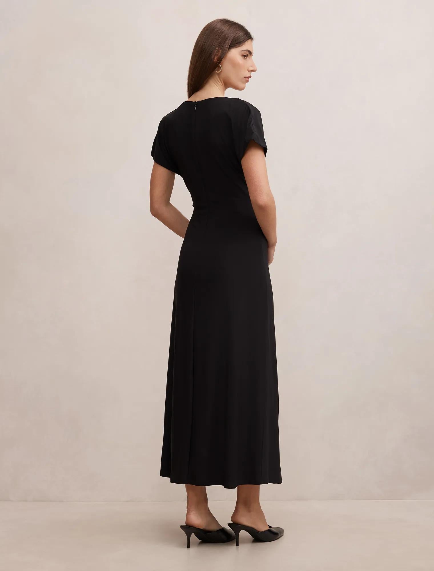 Tahnee Ruched Waist Midi Dres Black