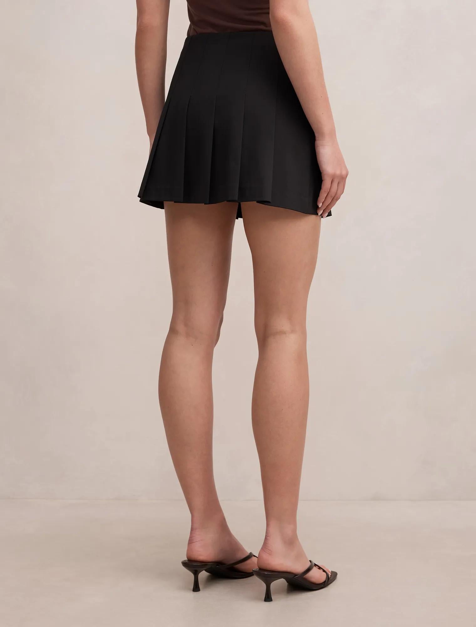 Tara Pleated Skort Black