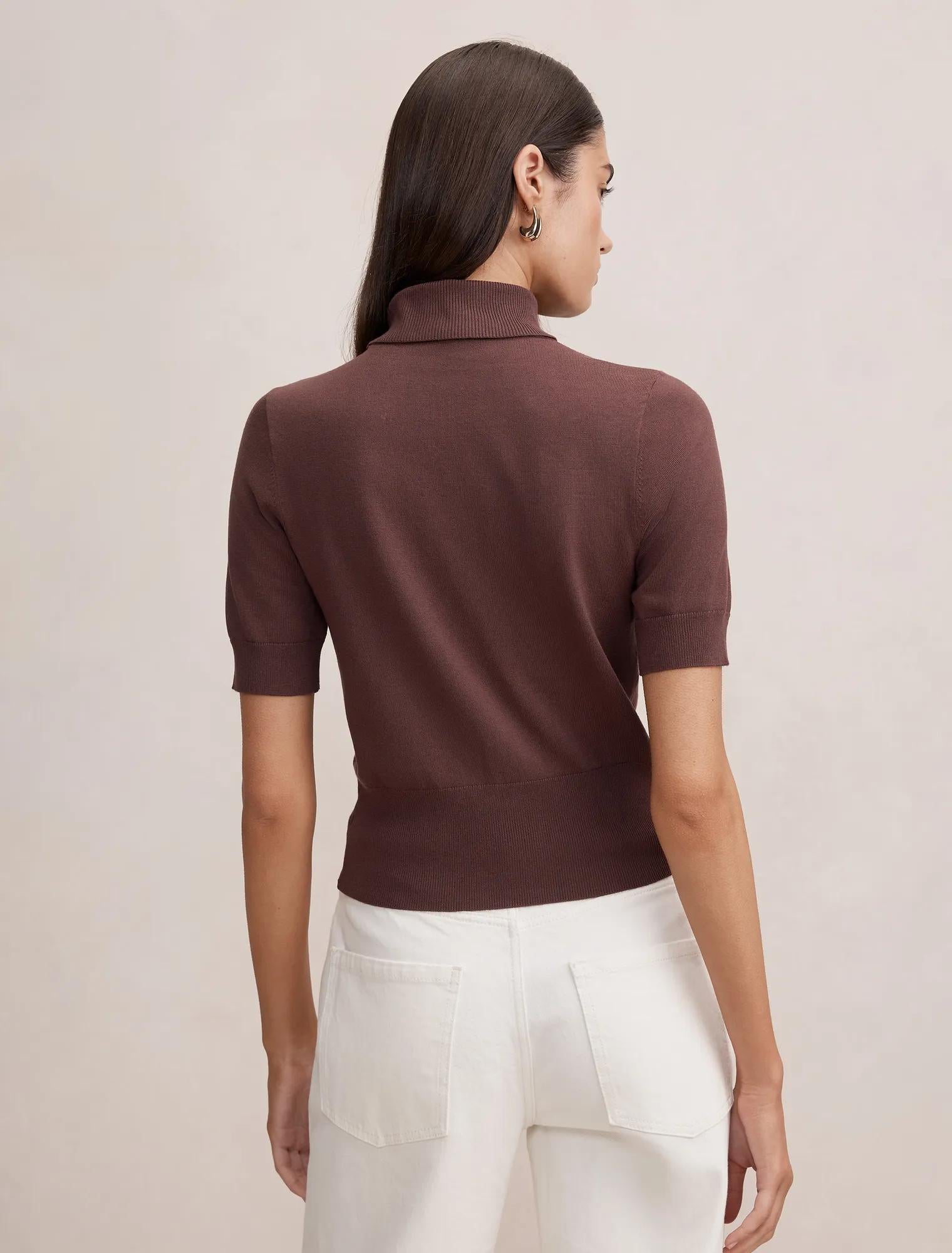 Kate Roll Neck Tee Milk Chocolate