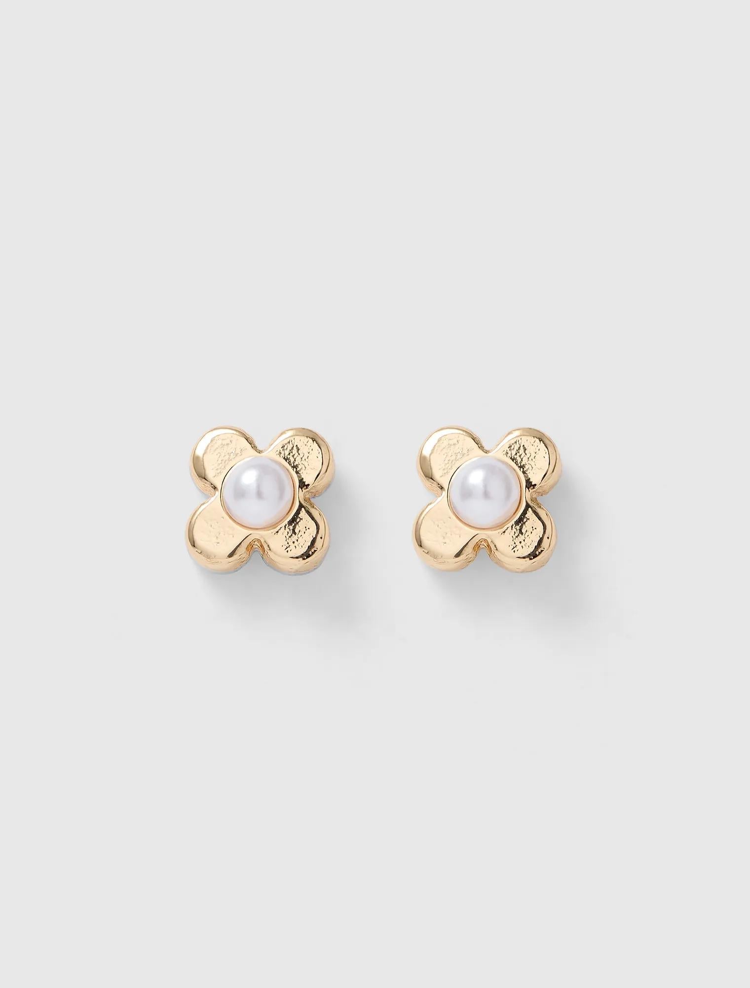Fiona Small Flower Pearl Stud Earrings Gold/Pearl