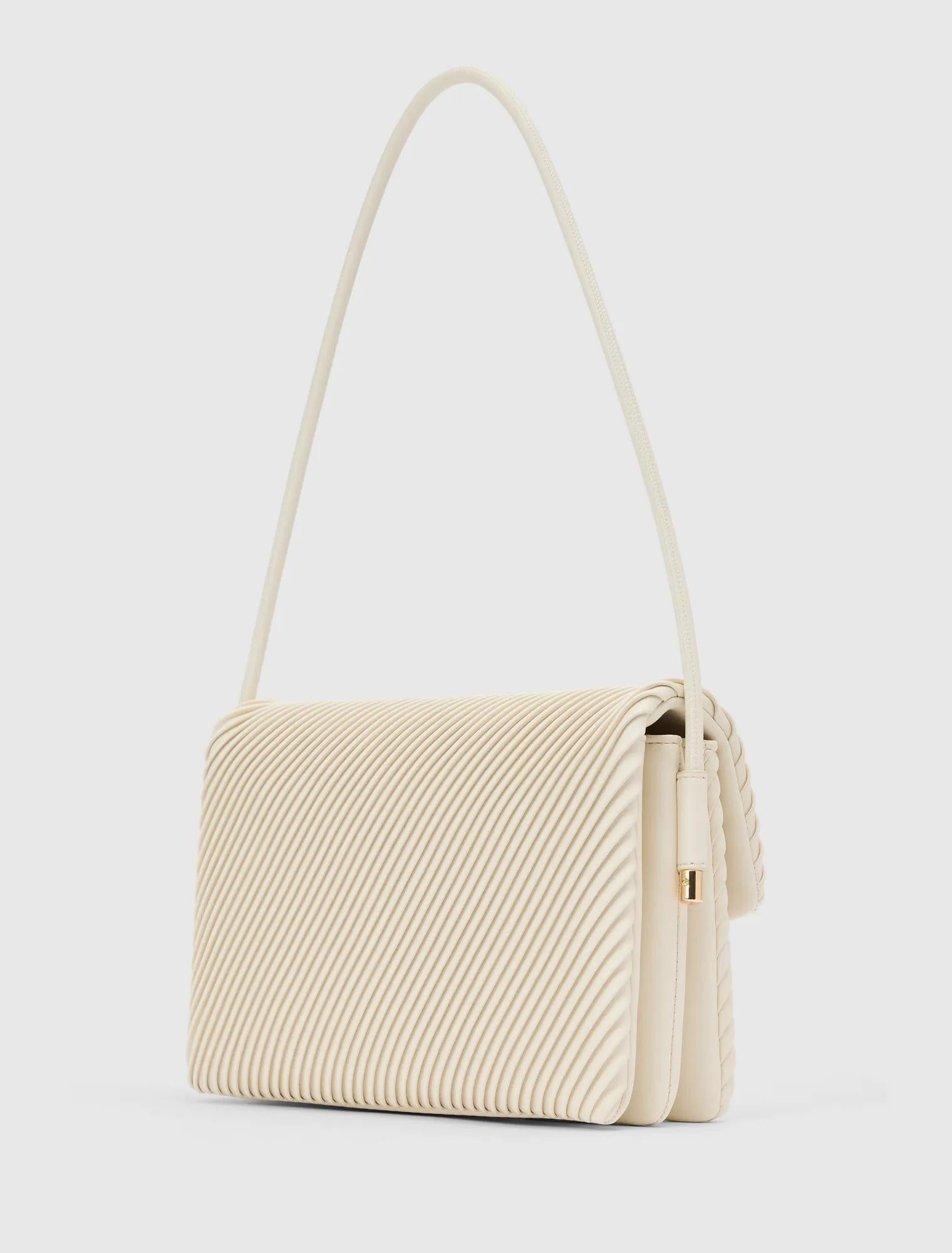 Philippa Pleat Shoulder Bag Ivory_mannequin