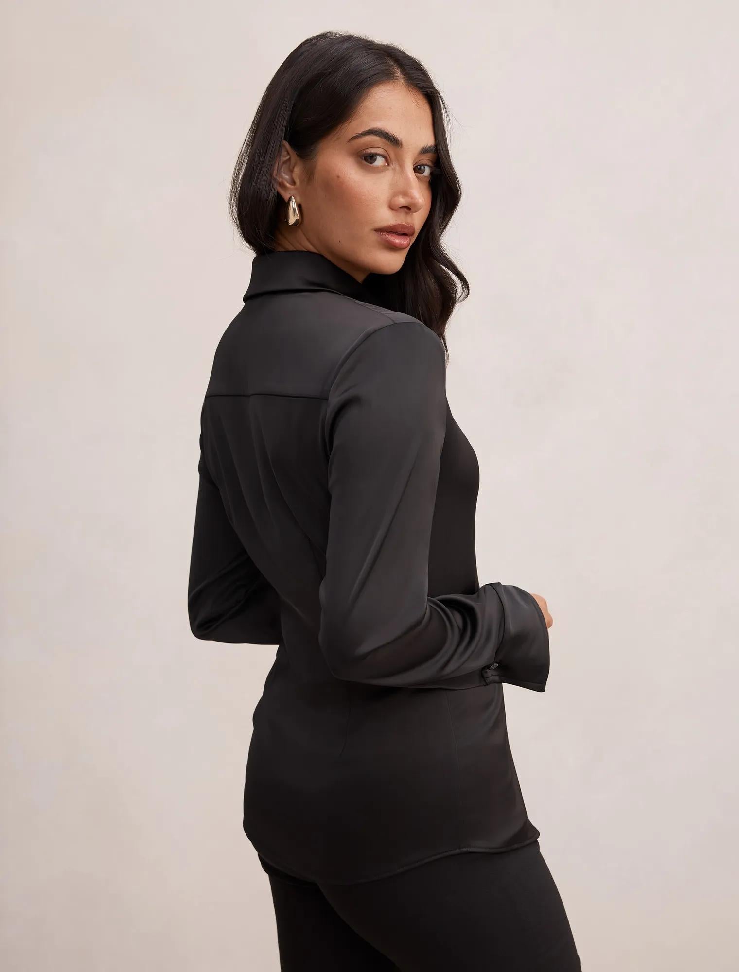 Gigi Fitted Cuffed Shirt Black