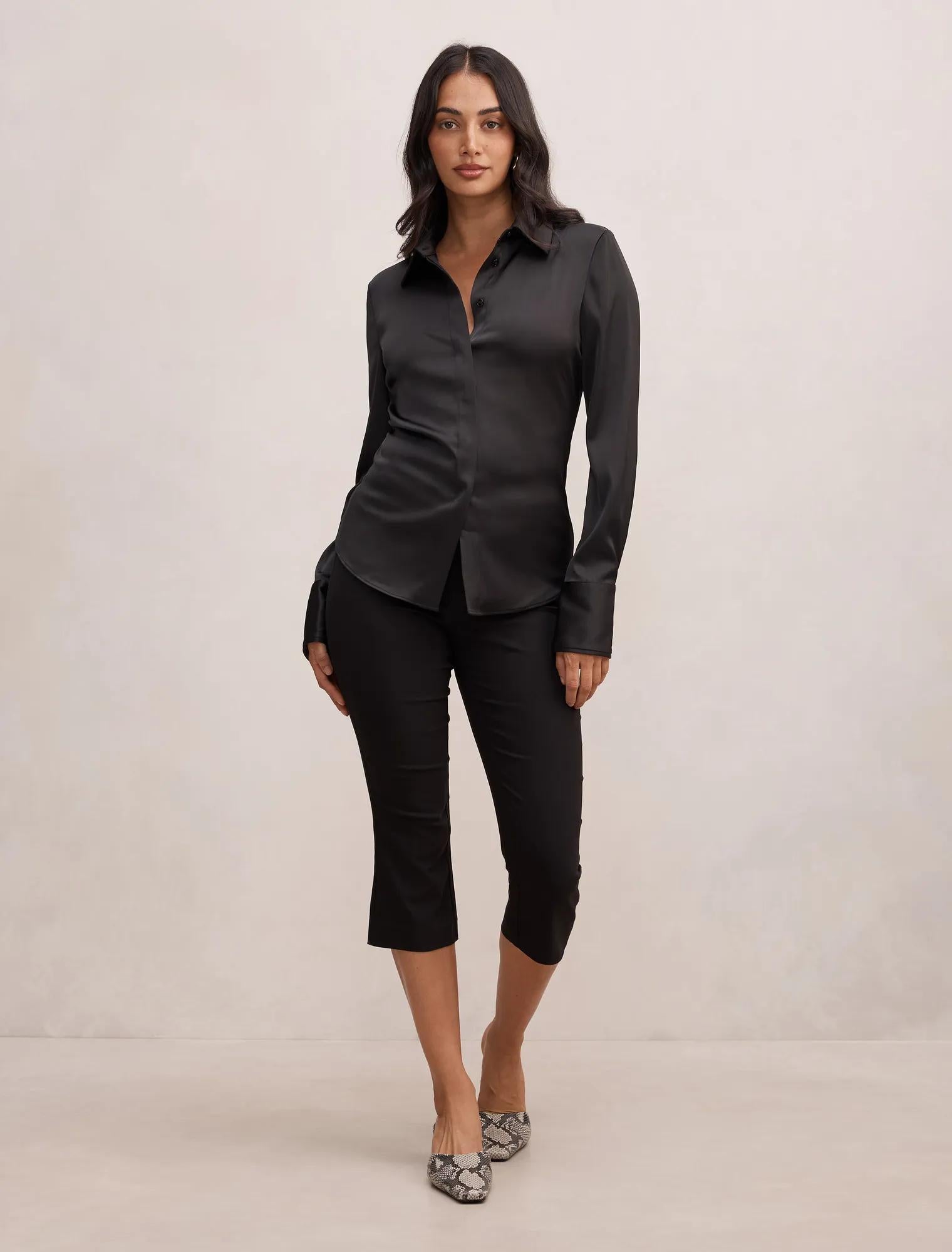Gigi Fitted Cuffed Shirt Black
