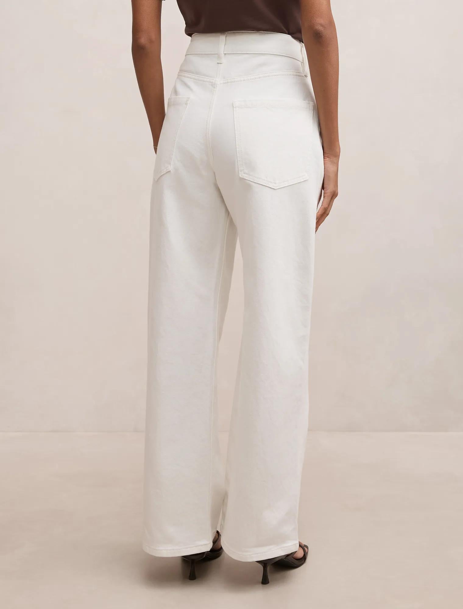 Nicki Petite Mid Rise Straight Jeans Off White
