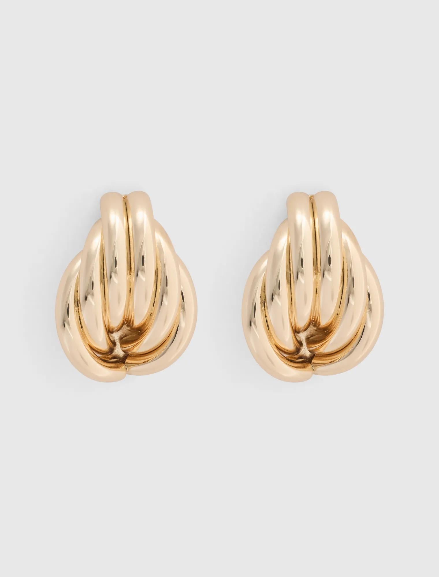 Signature Lexi Waterproof Earrings Gold_mannequin