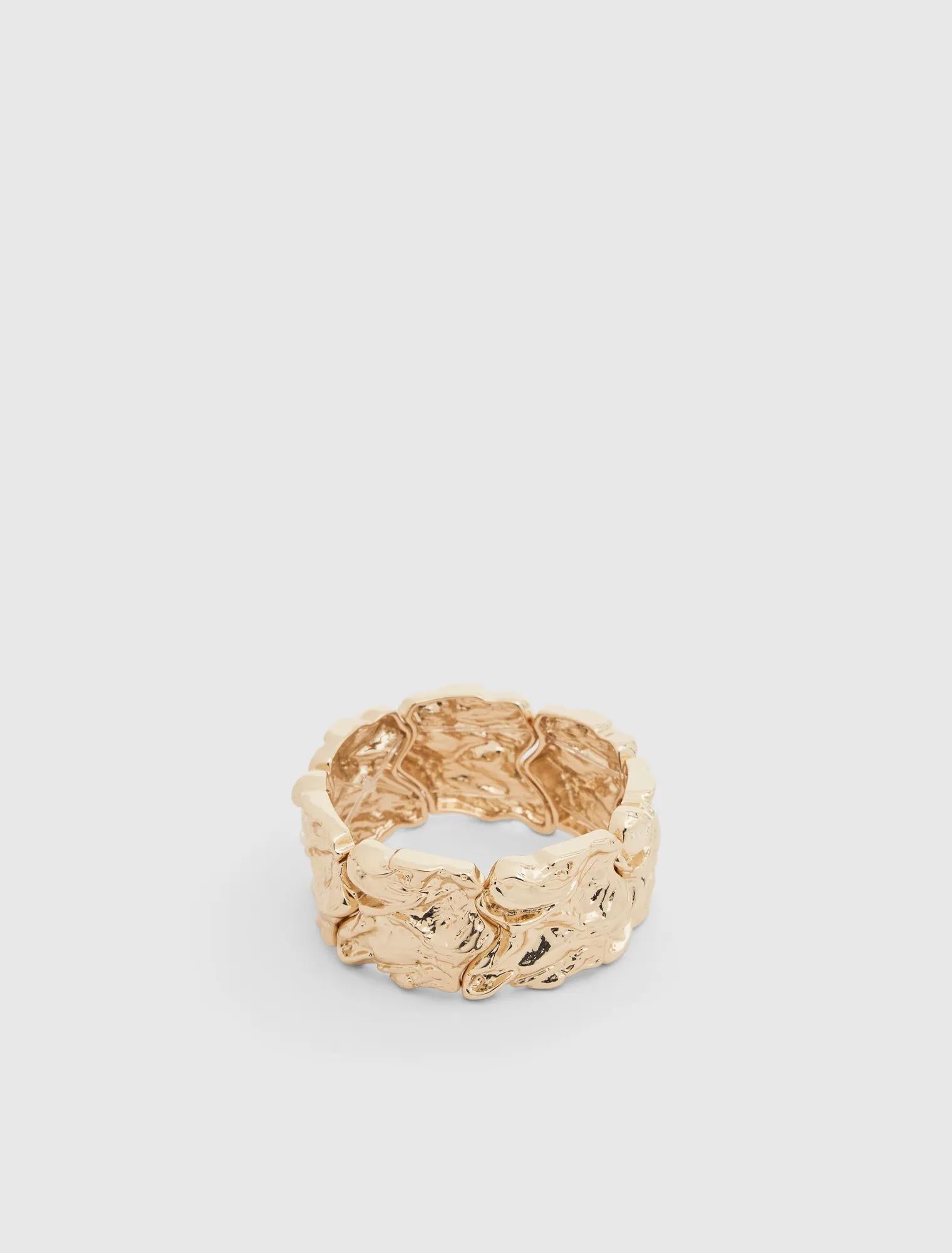 Signature Sonny Bracelet Gold_mannequin