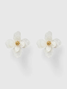 Anya Acrylic Flower Earrings White_mannequin