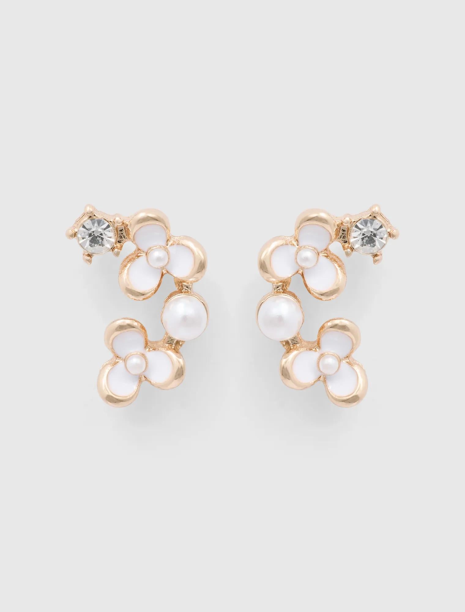 Pol Pretty Flower & Pearl Stud Earrings White & Gold_mannequin