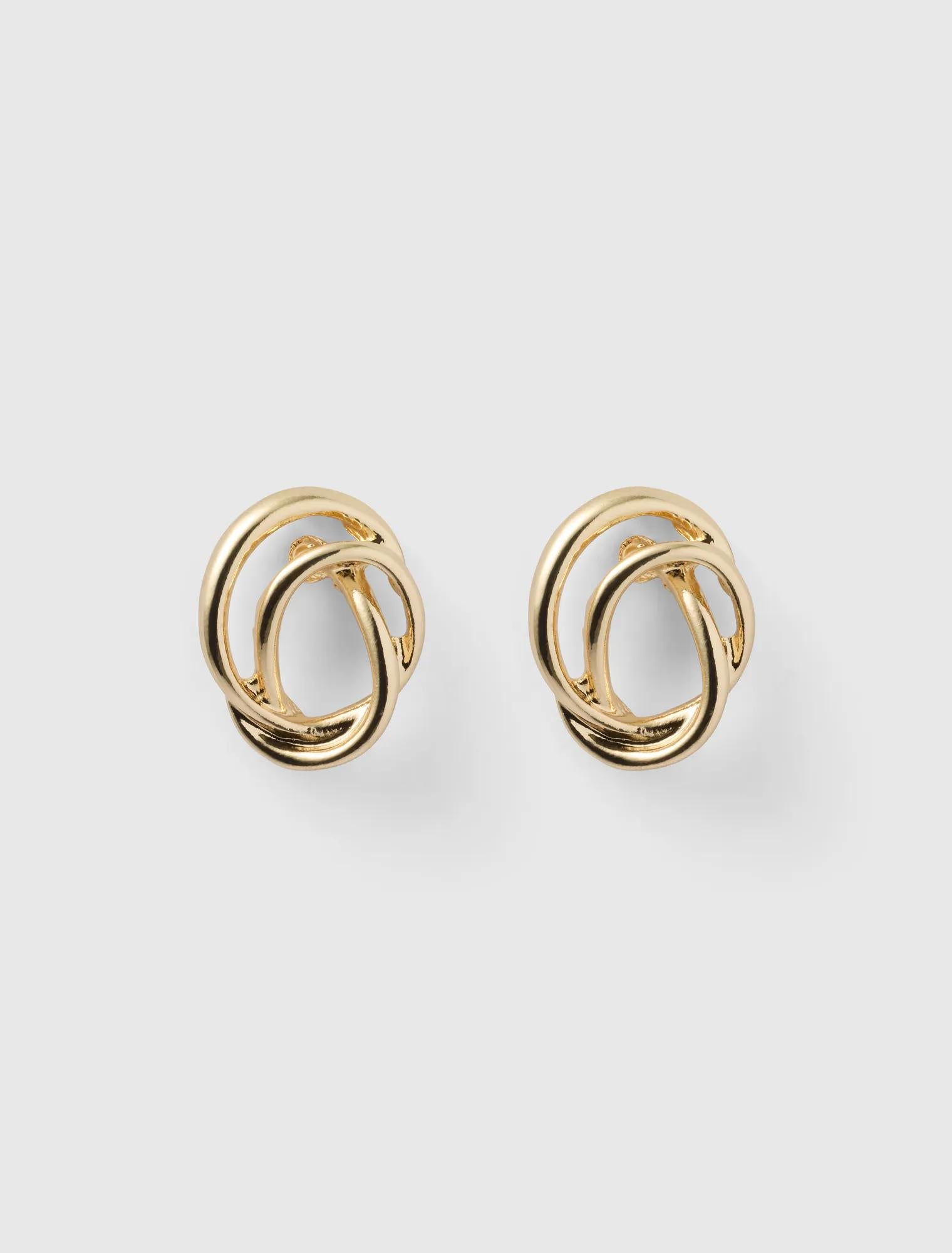 Tina Twist Earrings Gold_mannequin