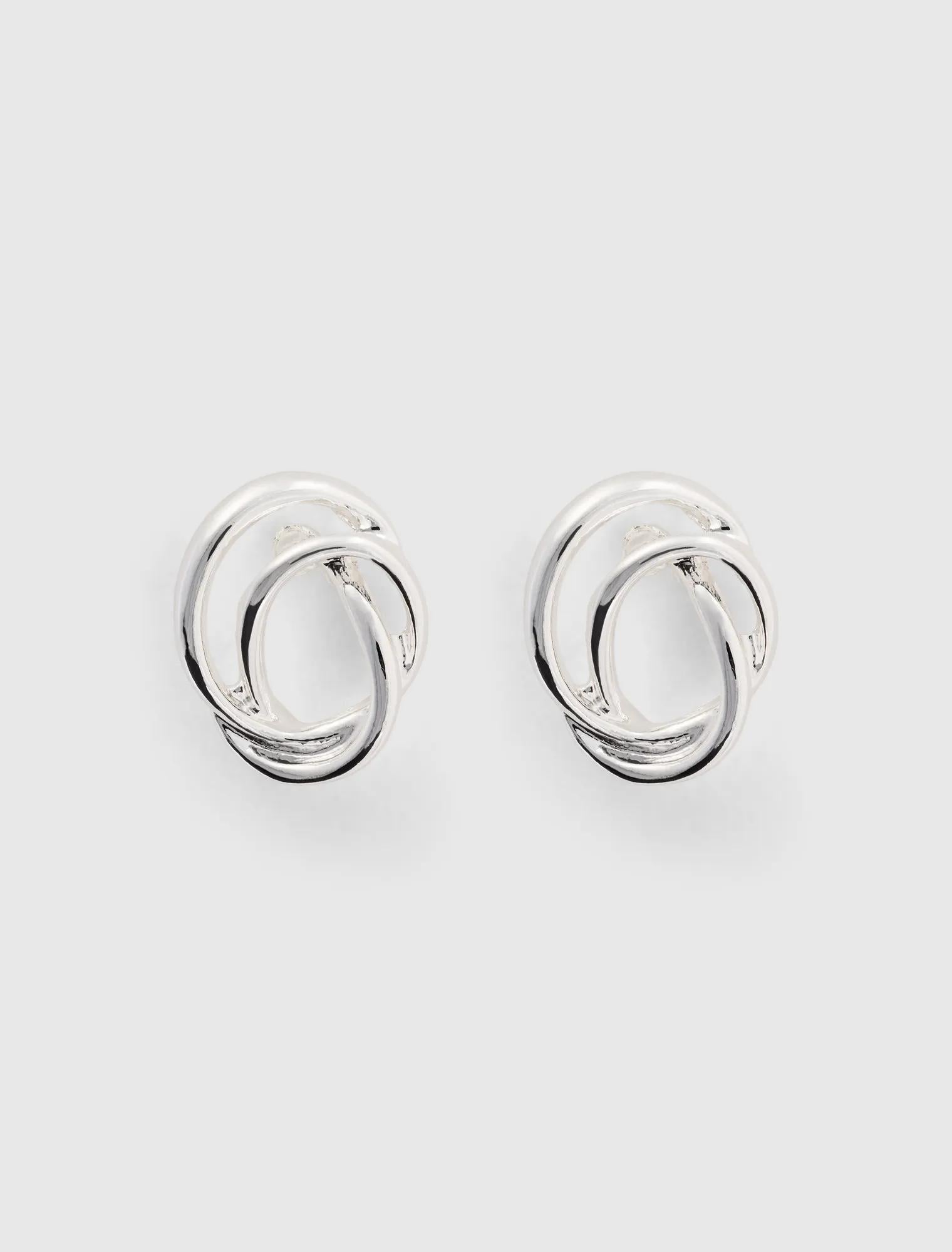 Tina Twist Earrings Silver_mannequin