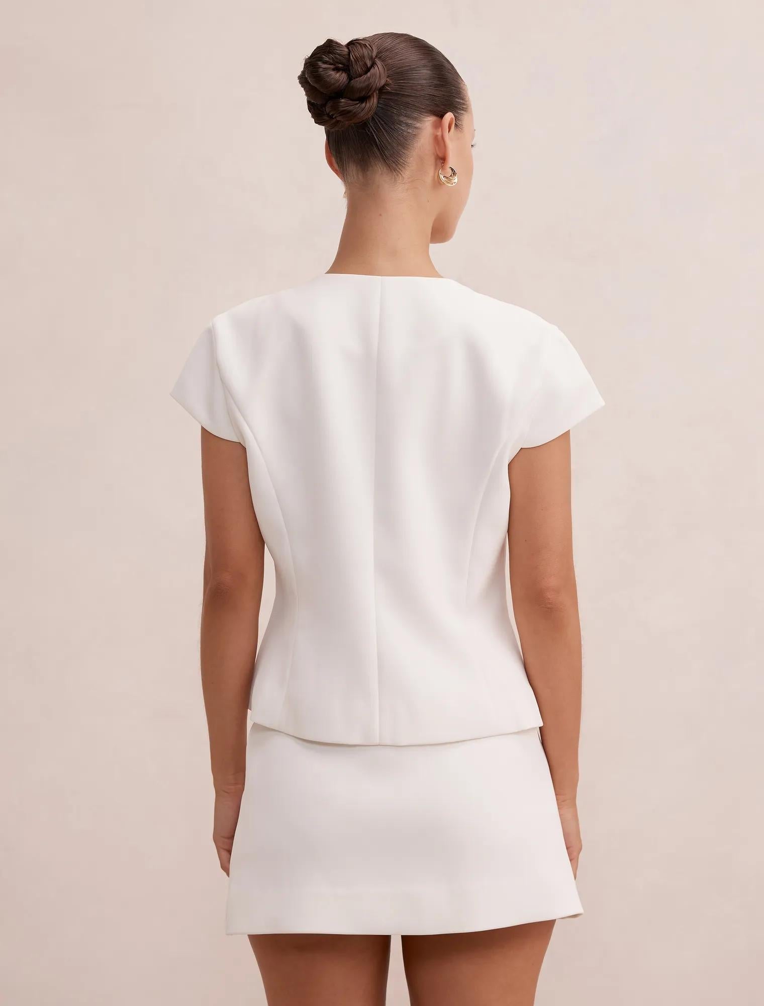 Ellie Petite Mod Jacket Porcelain Set
