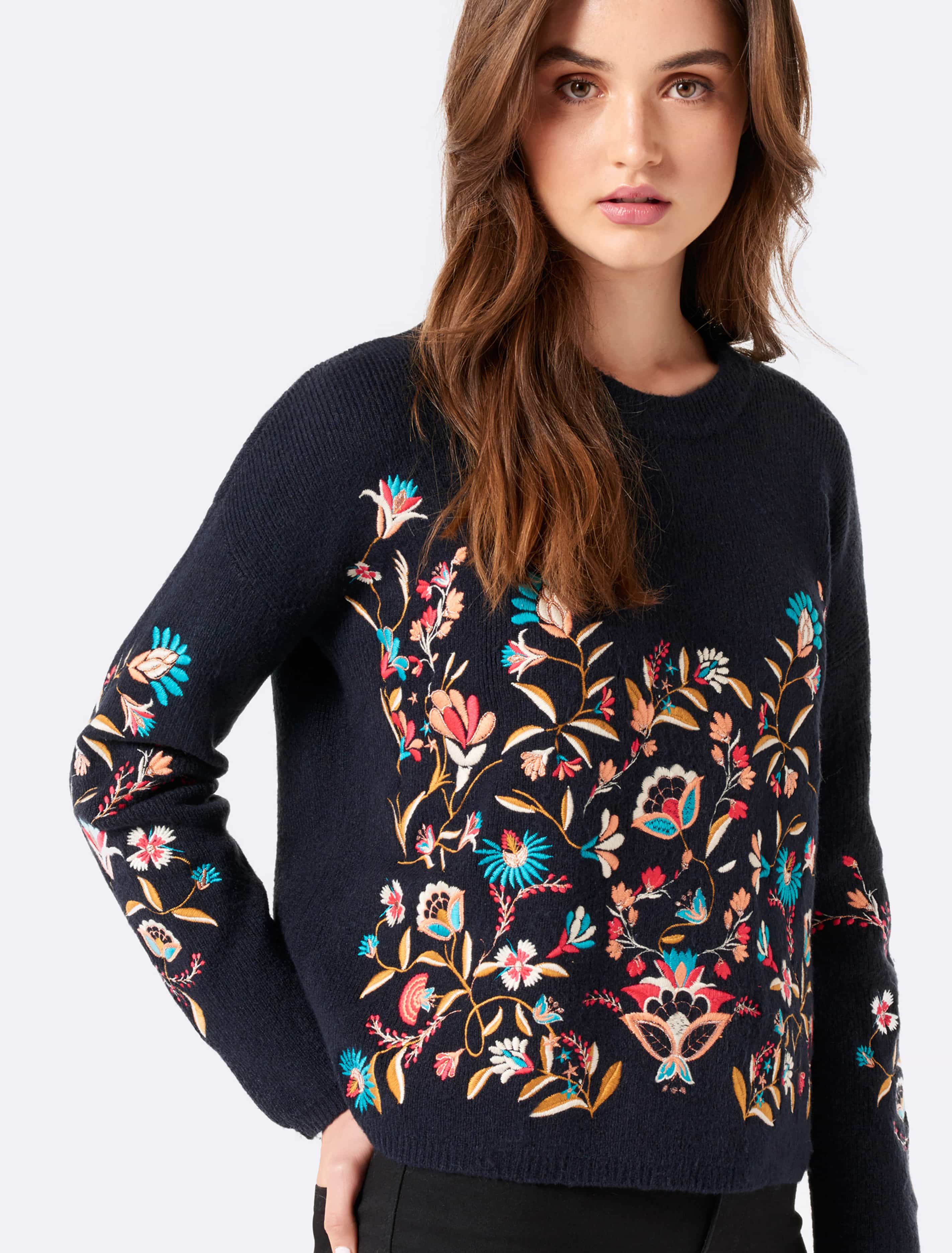 Bronte Embroidered Jumper Navy_mannequin