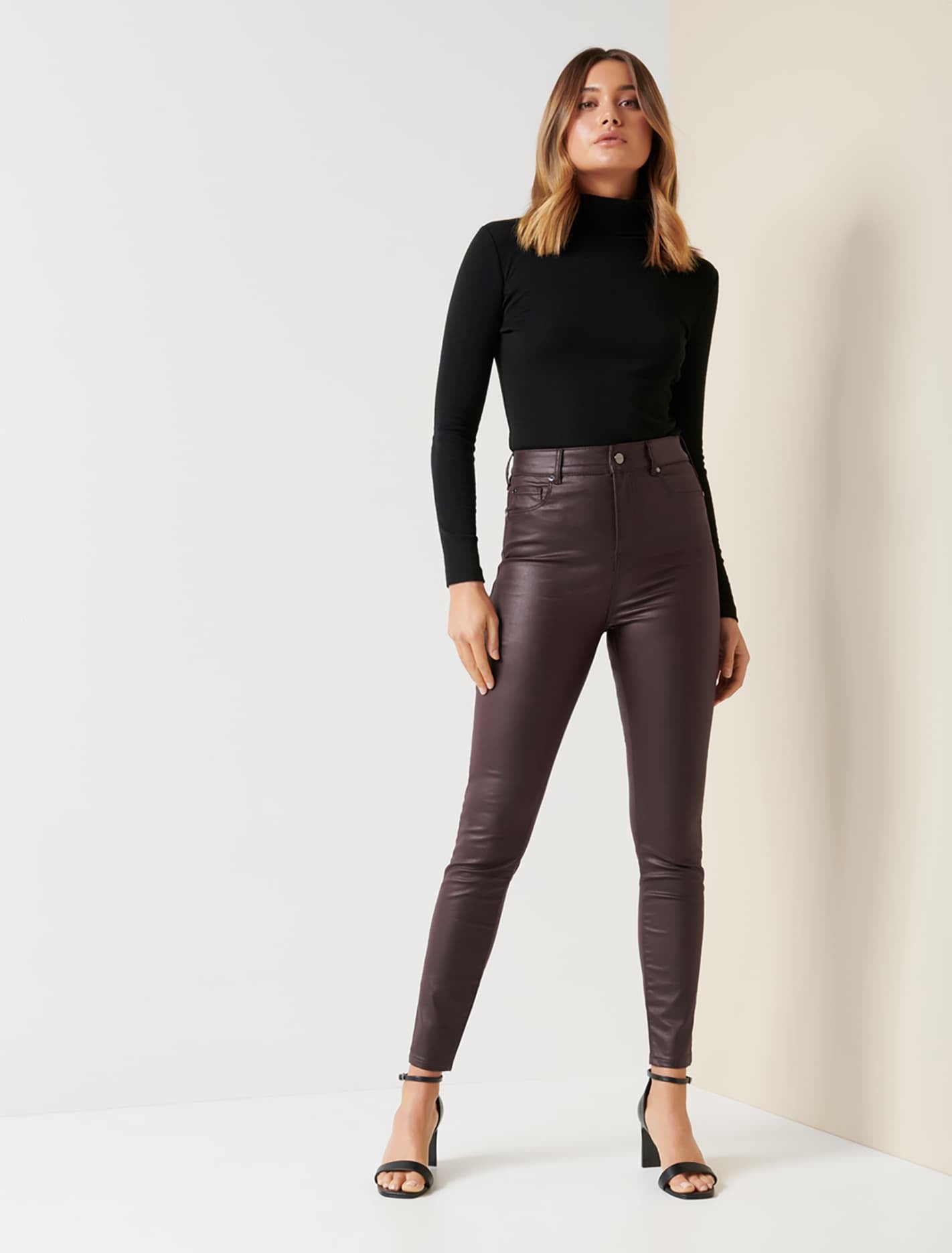 26391801_mannequin
