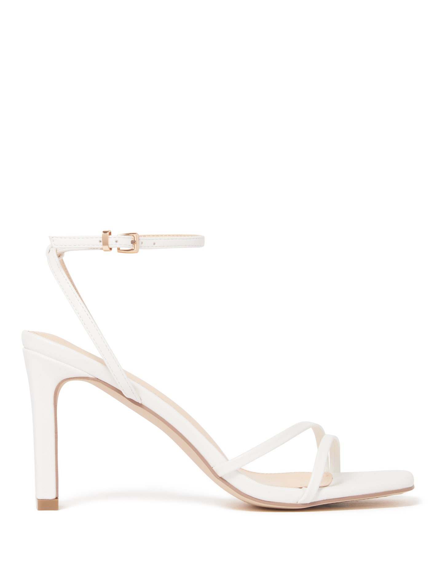 Carrie Block Heel White_mannequin