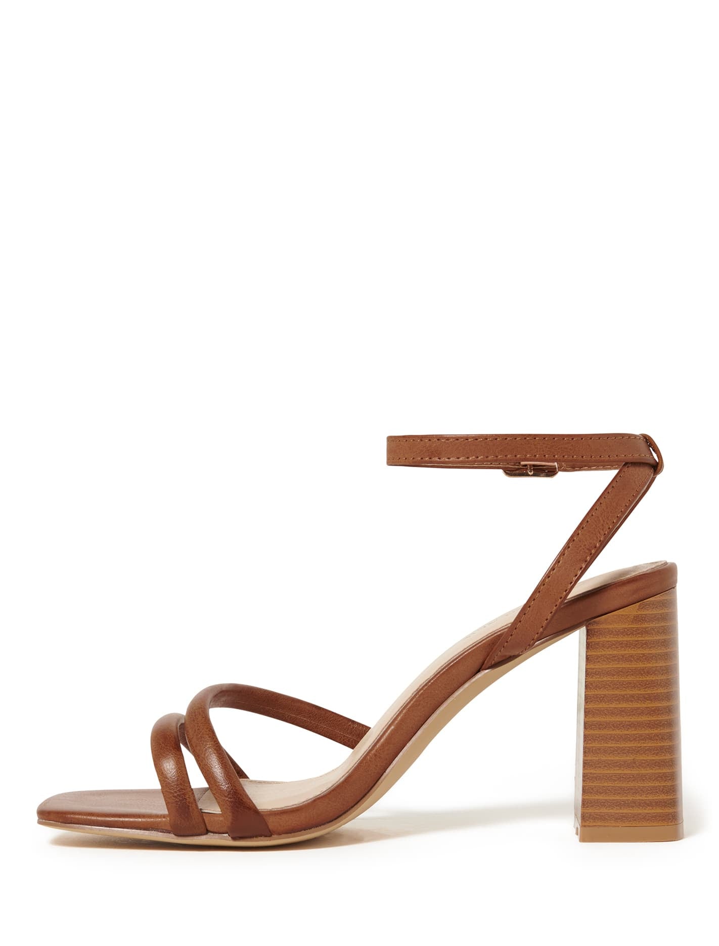 Sara Stacked Heel Tan_mannequin