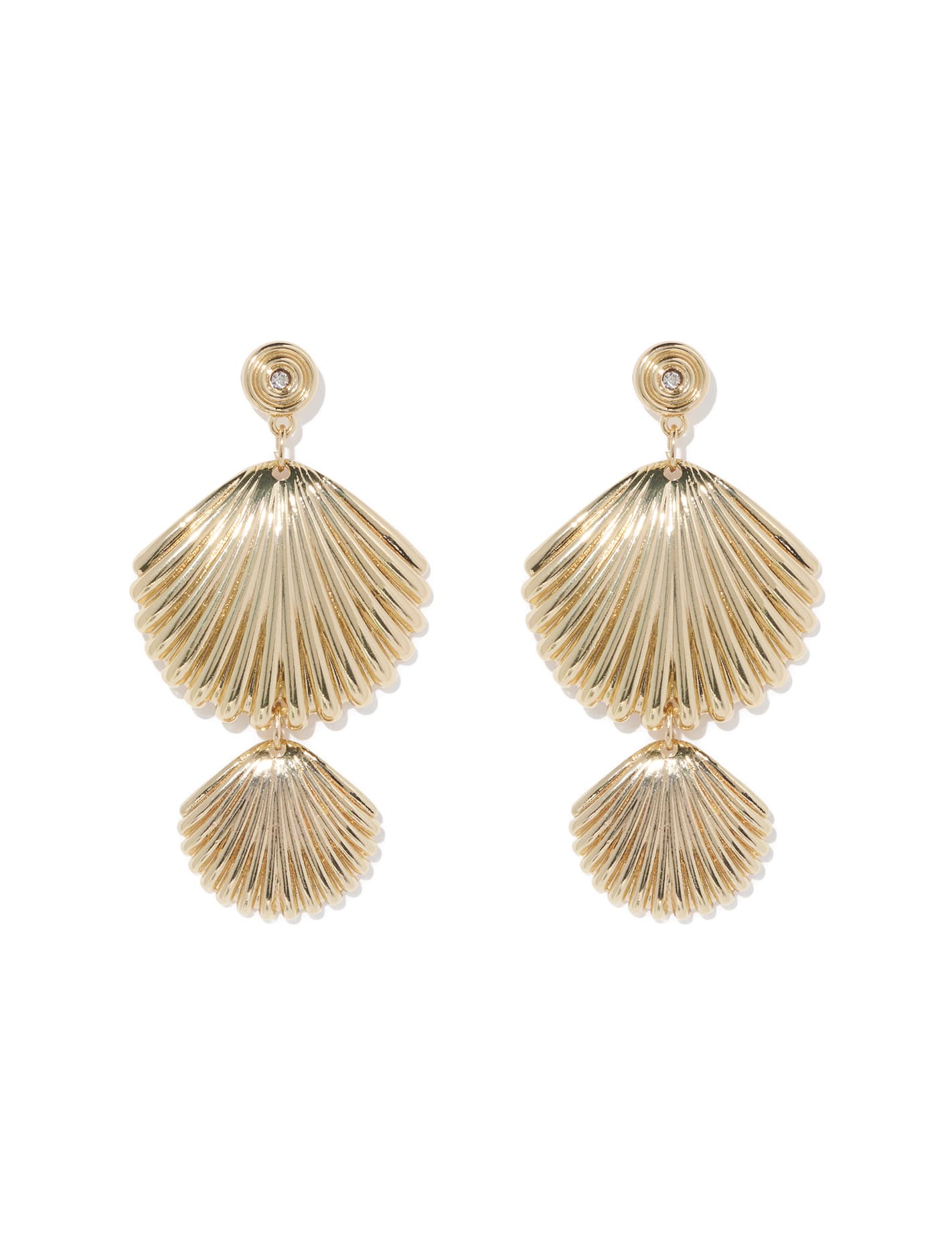 Adella Statement Shell Earring Gold_mannequin