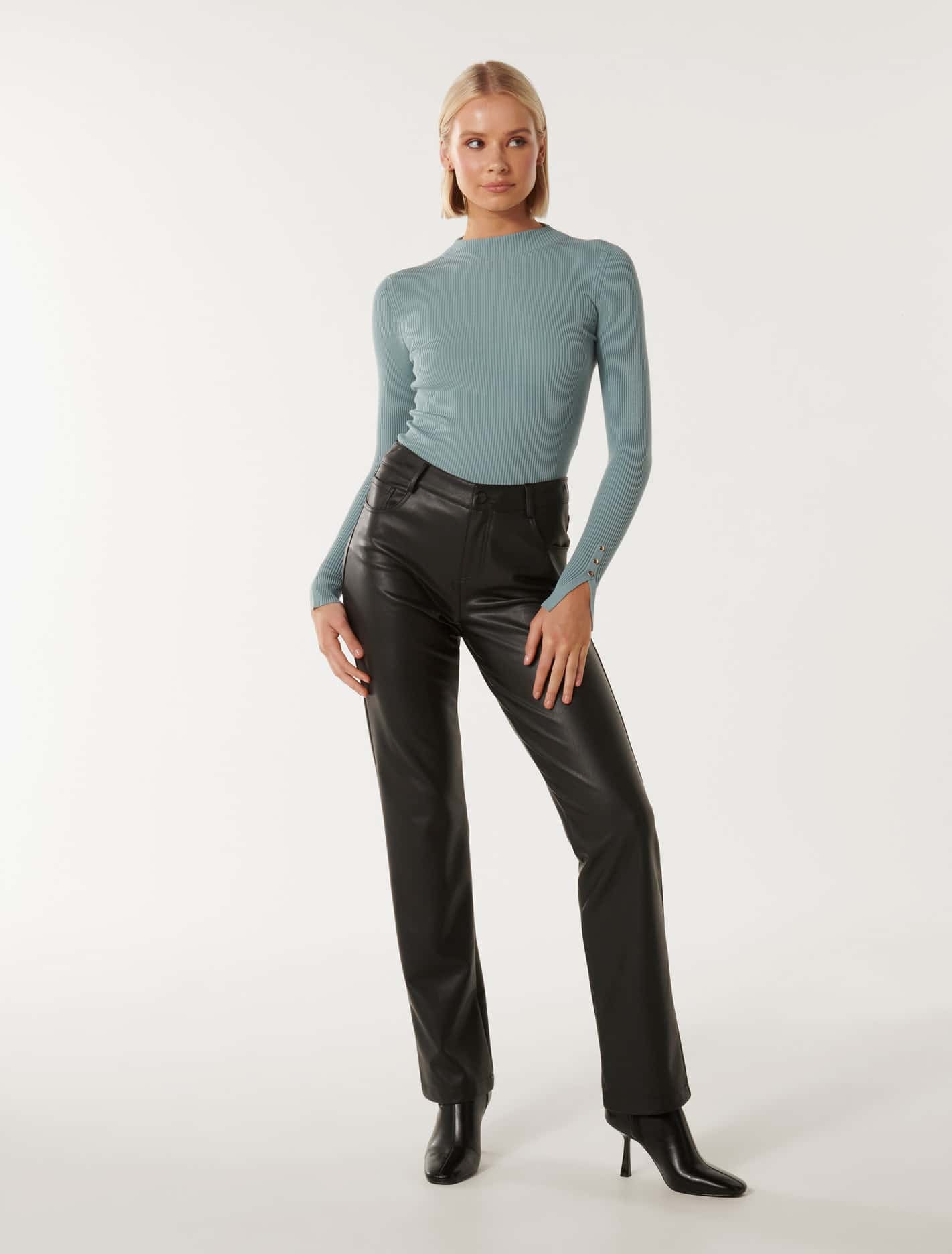 28093502_mannequin