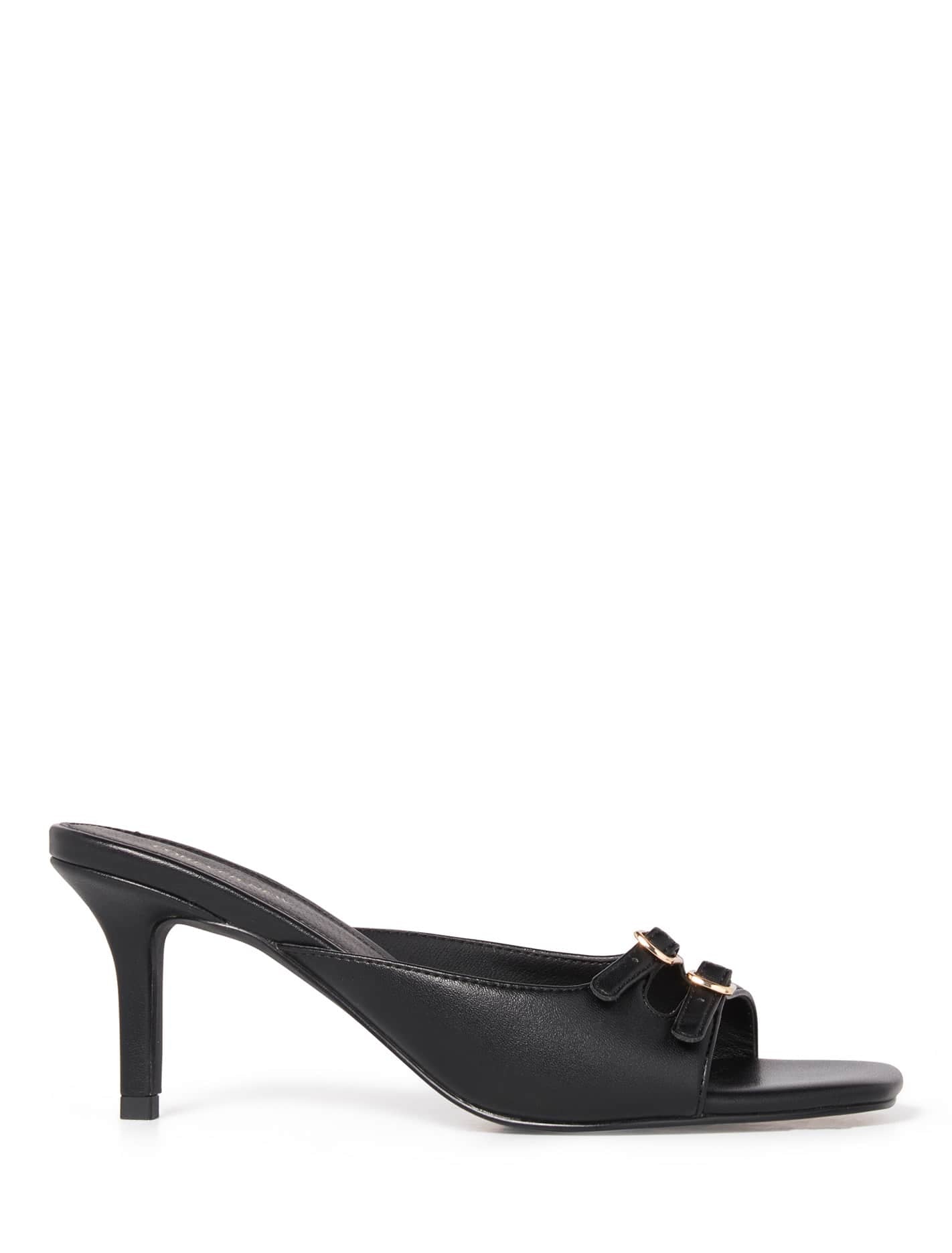 Helena Buckle Mule Black_mannequin