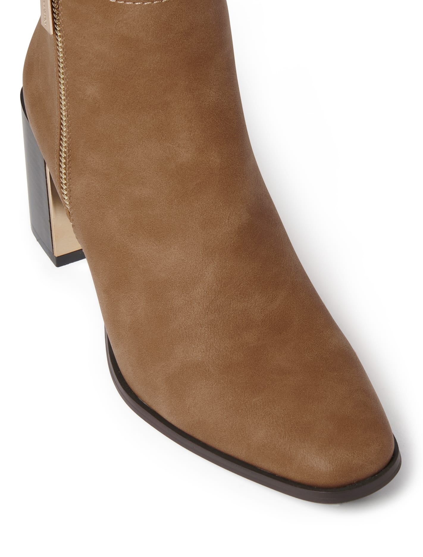 Della Zip Heeled Boot Taupe_mannequin