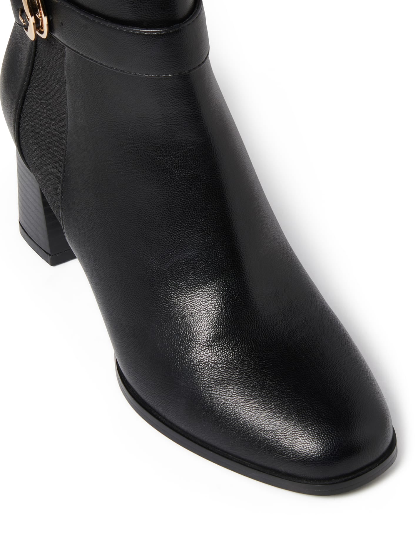 Gemma Buckle Block Heel Boot Black_mannequin
