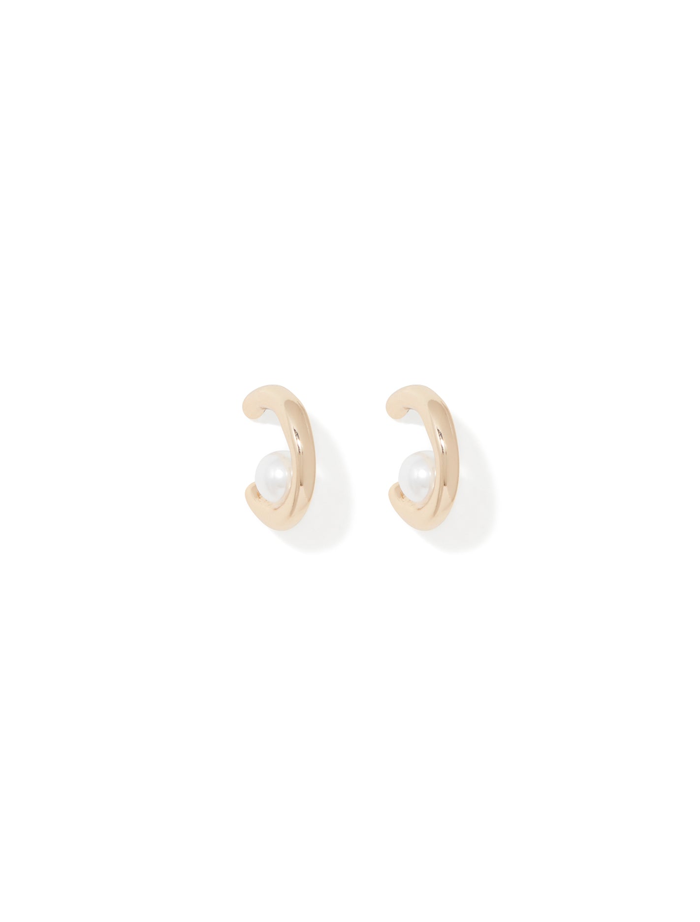 Willow Wavy Pearl Hoop Gold/Pearl_mannequin