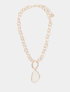 Elka Metal Edge Pendant Necklace Ivory/Gold_mannequin