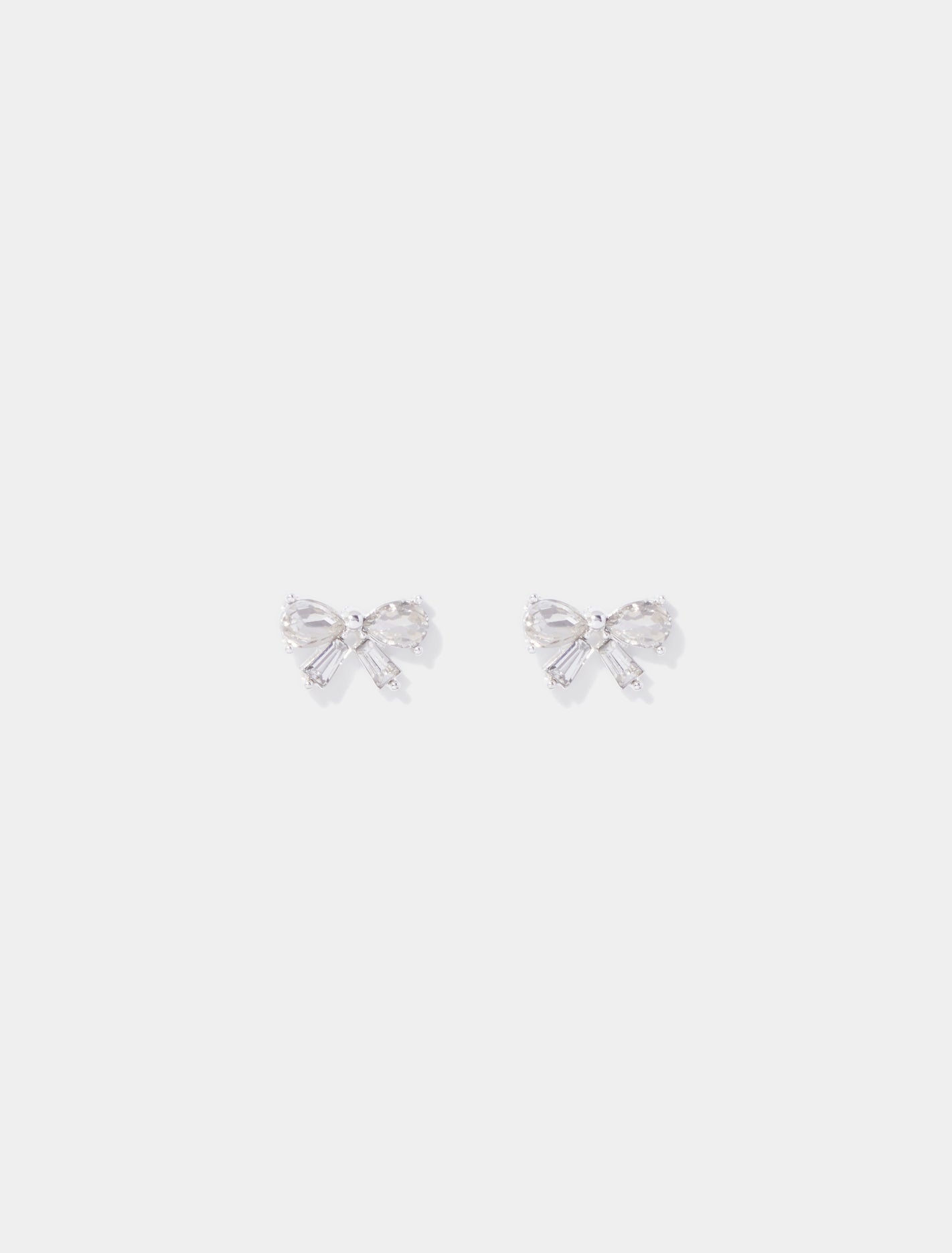 Bellina CZ Bow Stud Crystal_mannequin