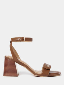 Victoria Block Heel Sandals Tan_mannequin