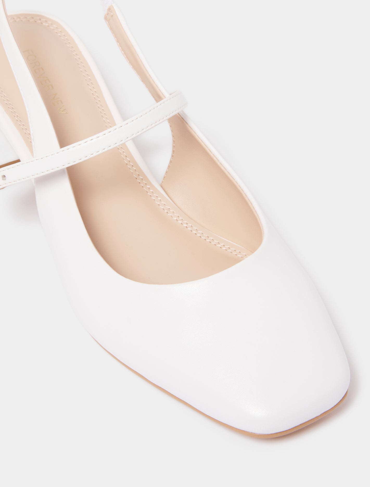 Skylar Slingback Flats White_mannequin