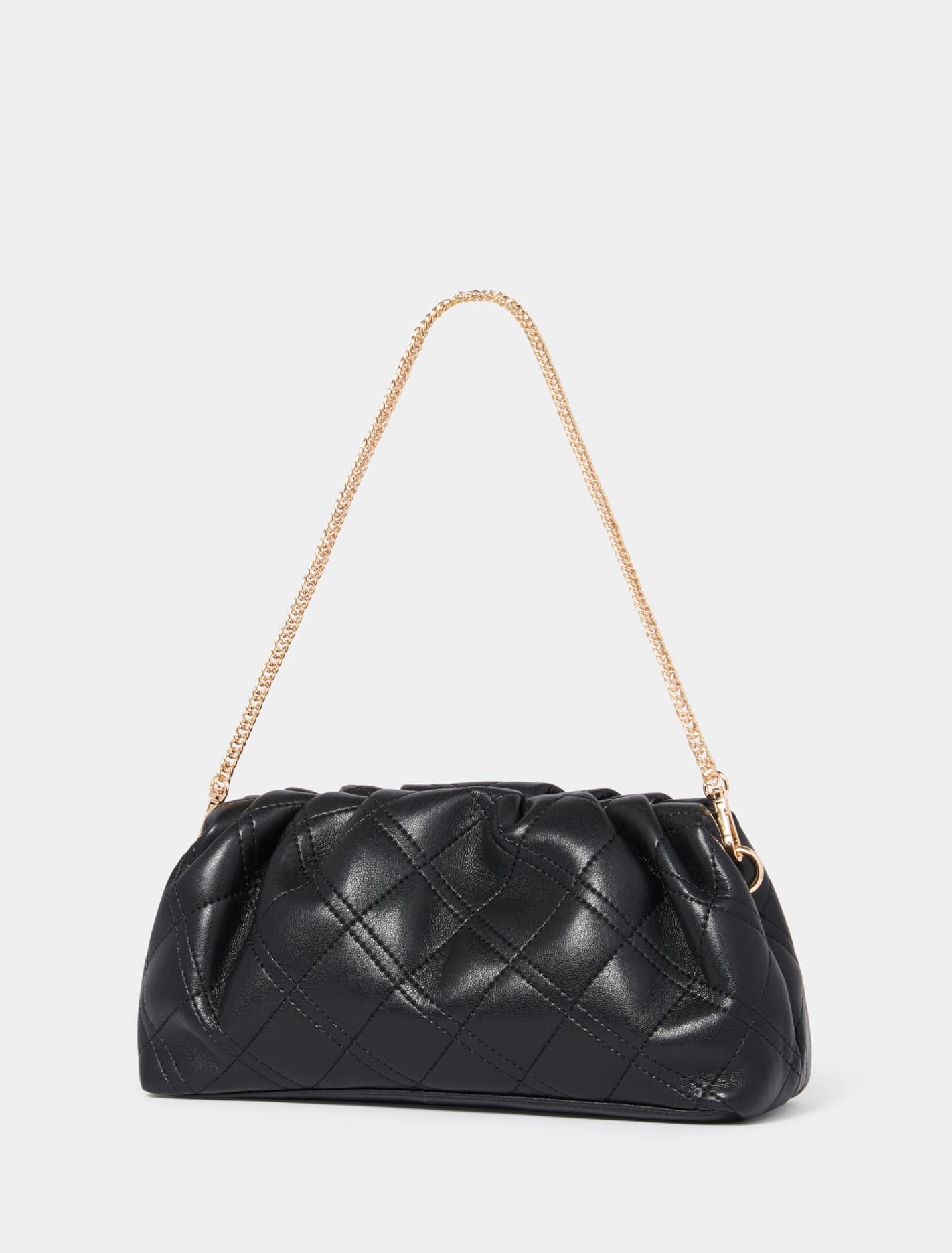 Signature Saskia Soft Quilt Clutch Black_mannequin