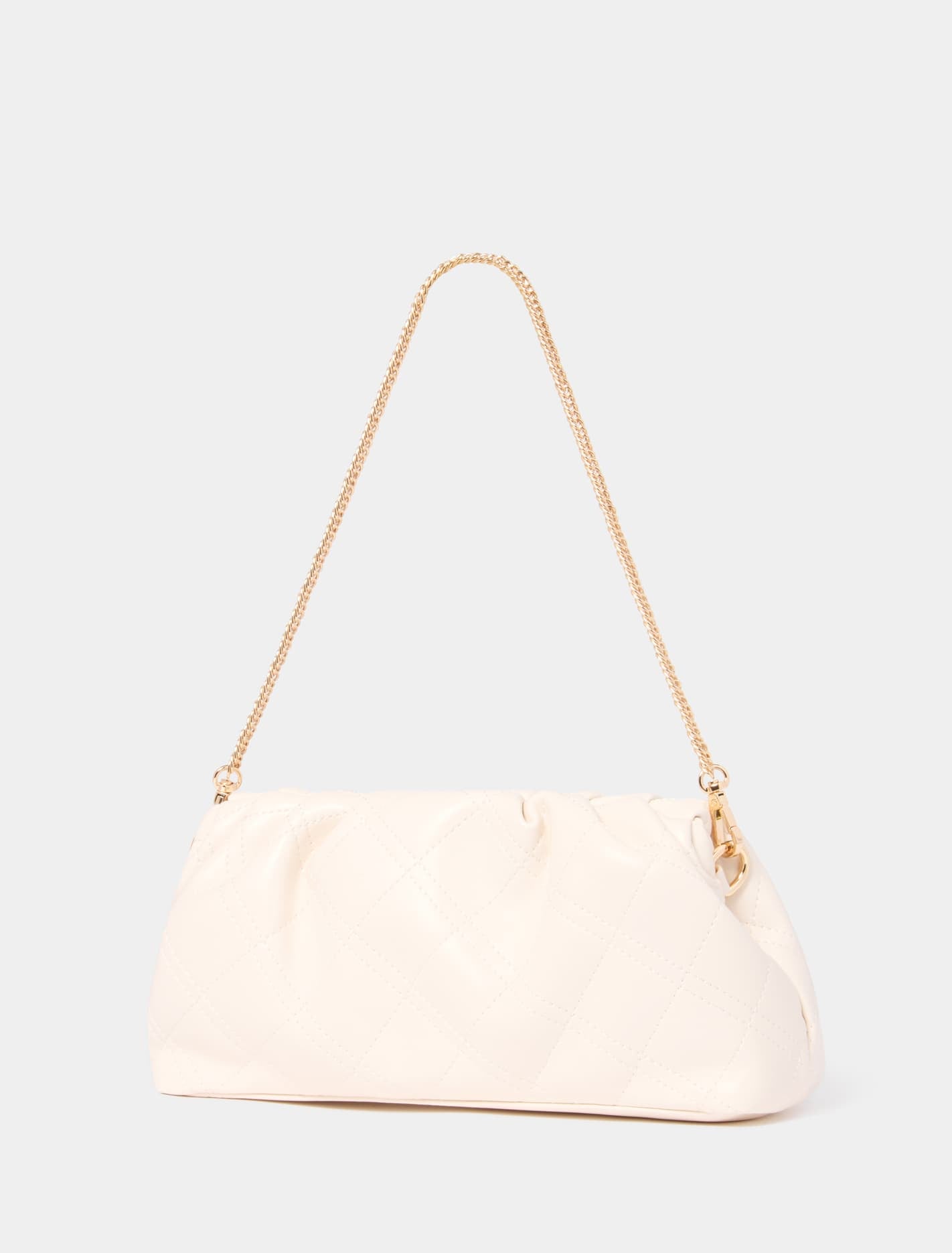 Signature Saskia Soft Quilt Clutch Ivory_mannequin