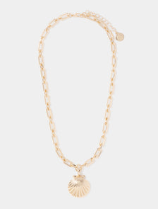 Sienna Shell Pendant Necklace Gold_mannequin