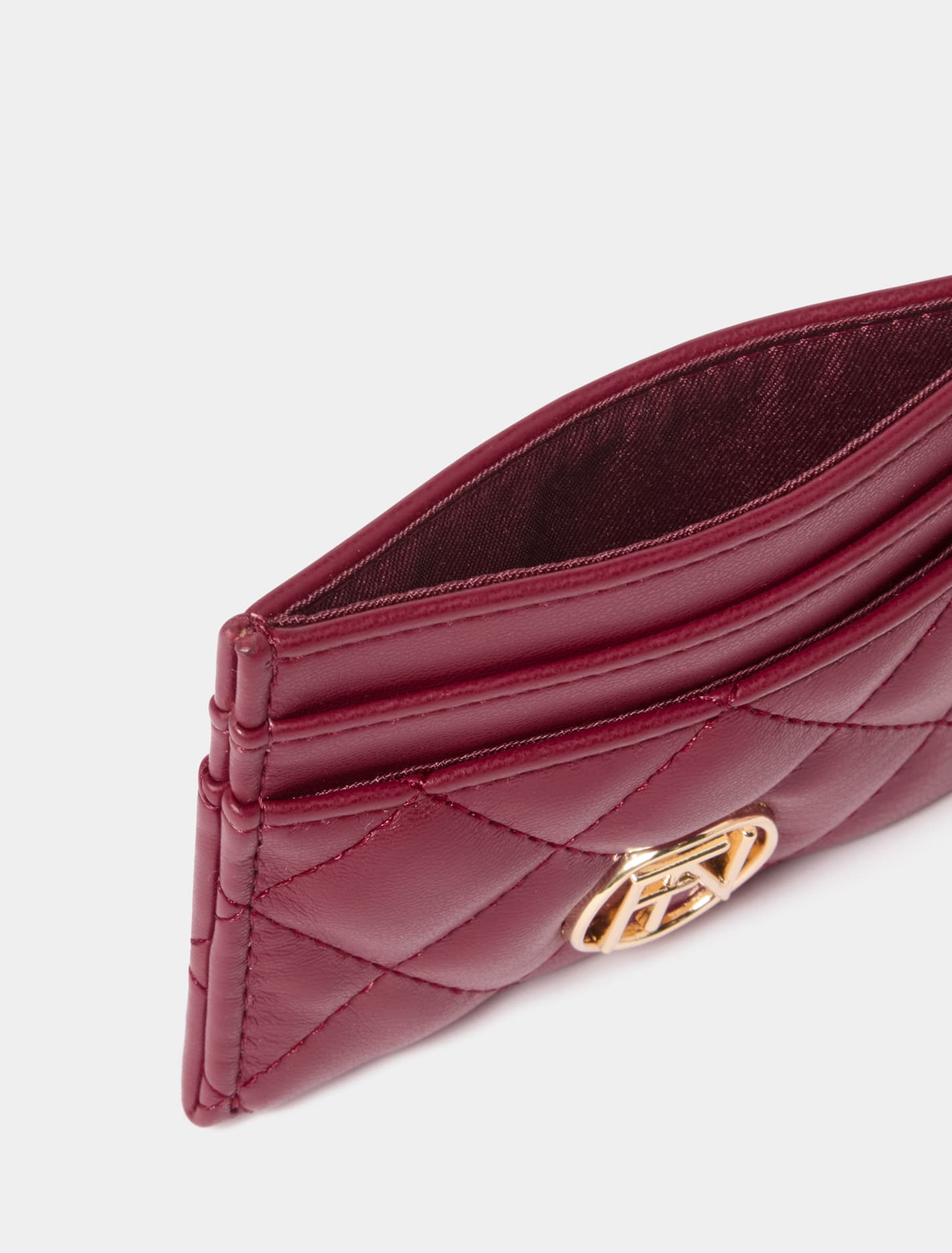Cecille Card Holder Shiraz_mannequin
