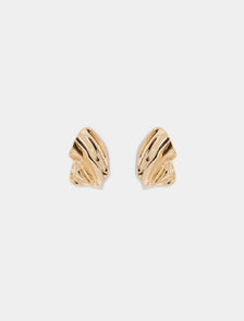 Cora Pleat Earring Gold_mannequin