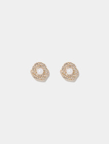 Jenna Pearl Stud Earrings Crystal/ Pearl_mannequin
