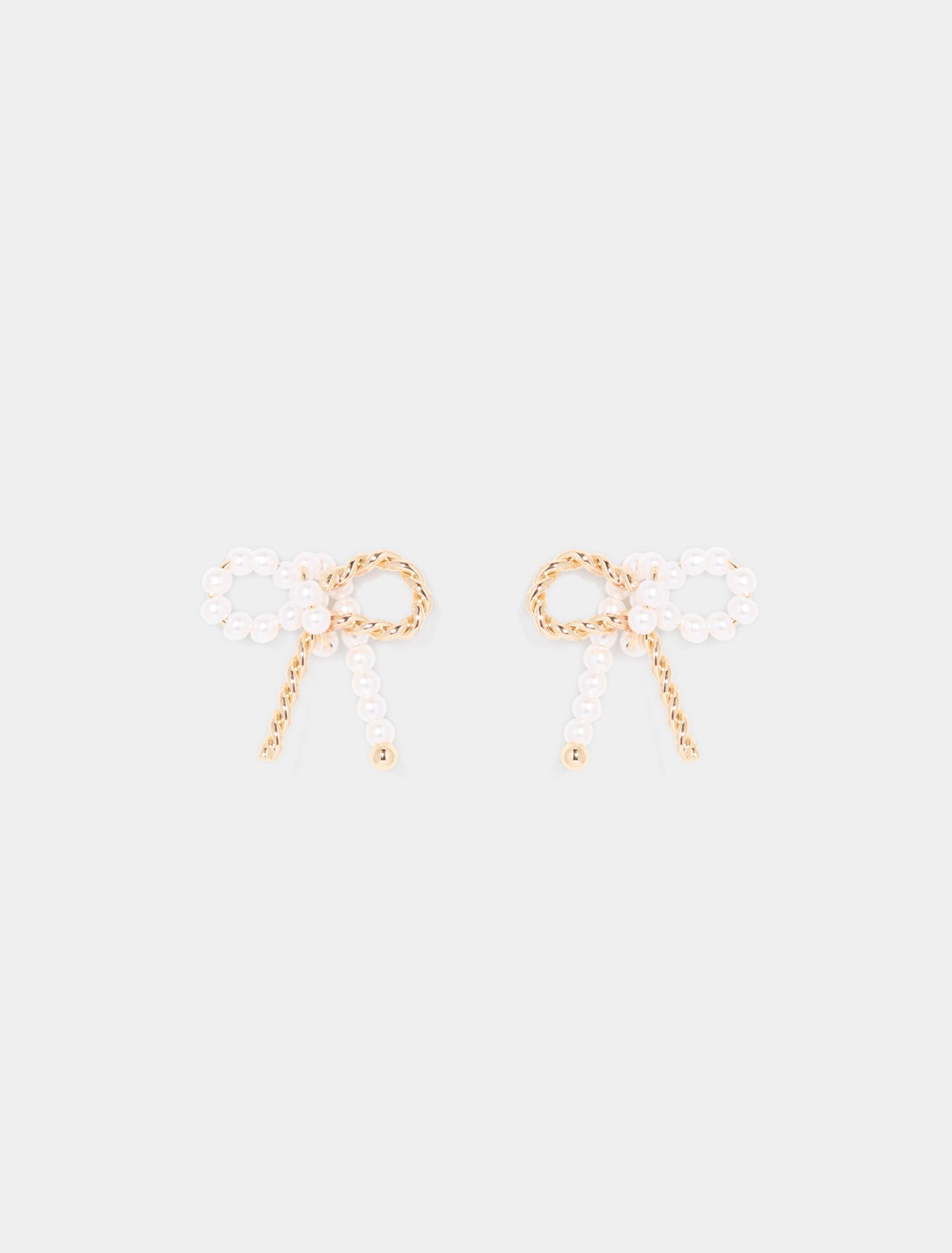Nadia Pearl Earrings Pearl/Gold_mannequin