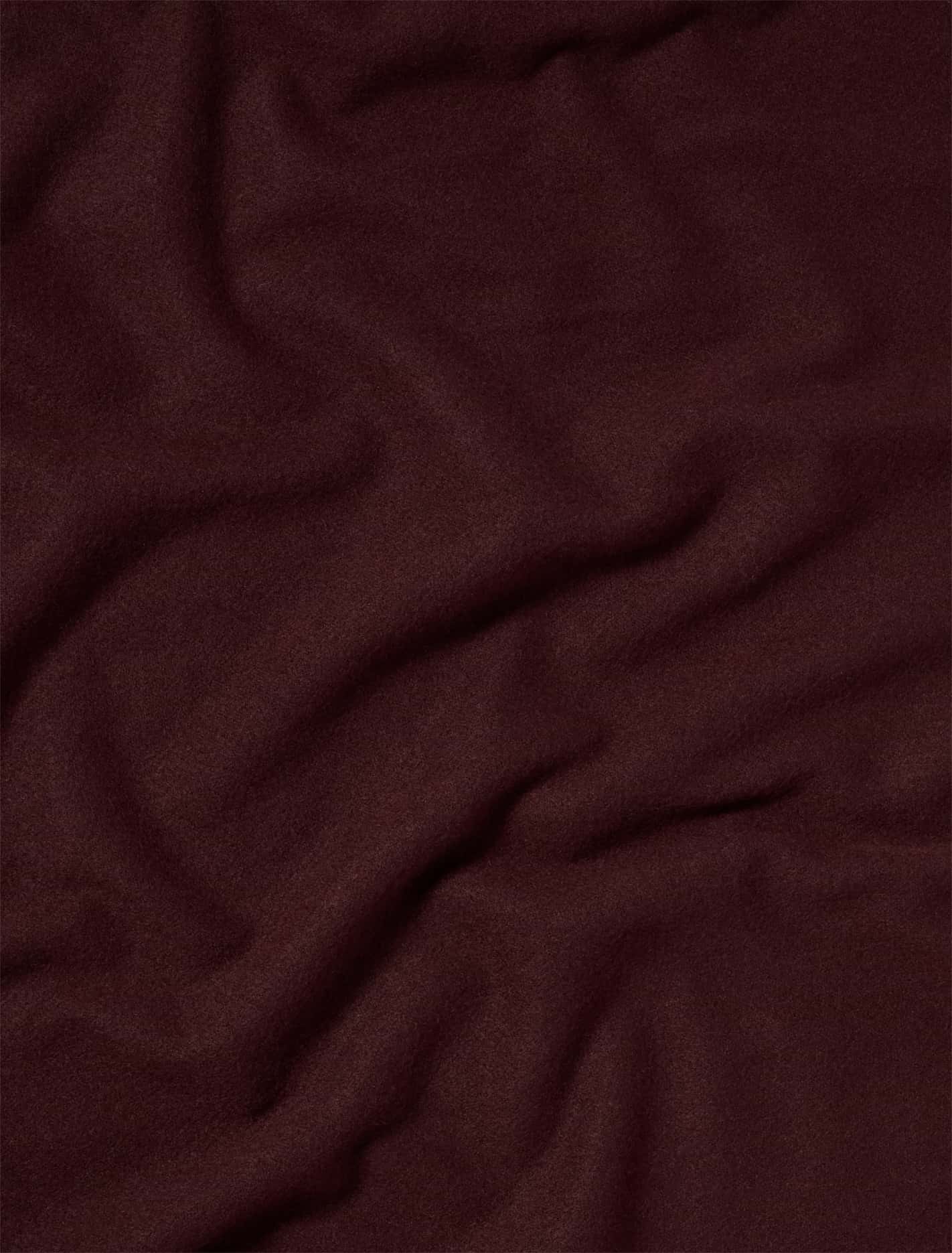 Sadie Pashmina Burgundy_mannequin