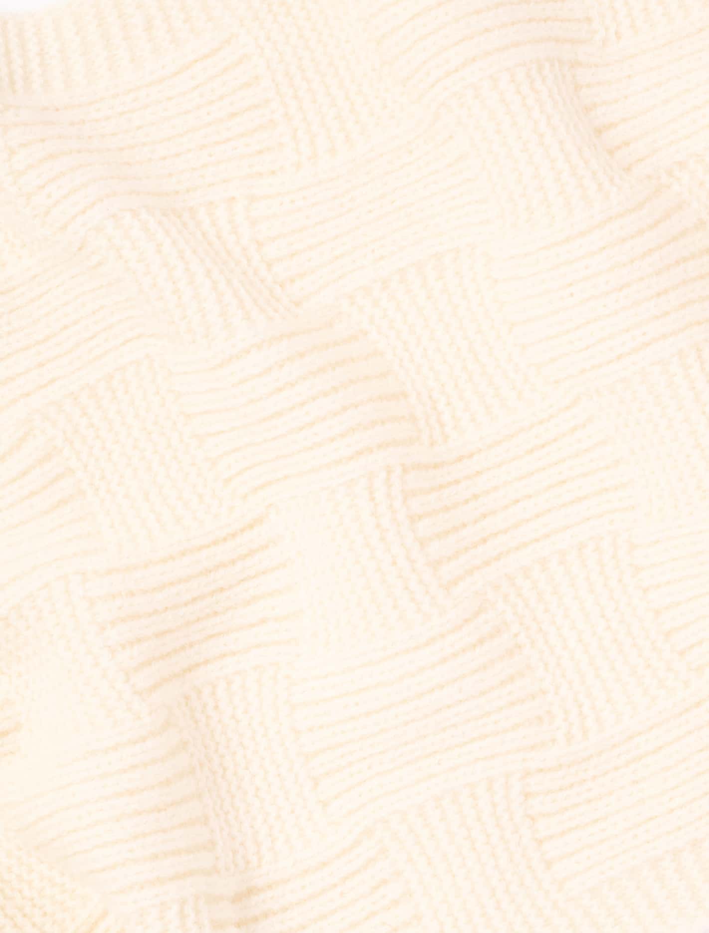 Tiana Texture Knit Scarf Ivory_mannequin