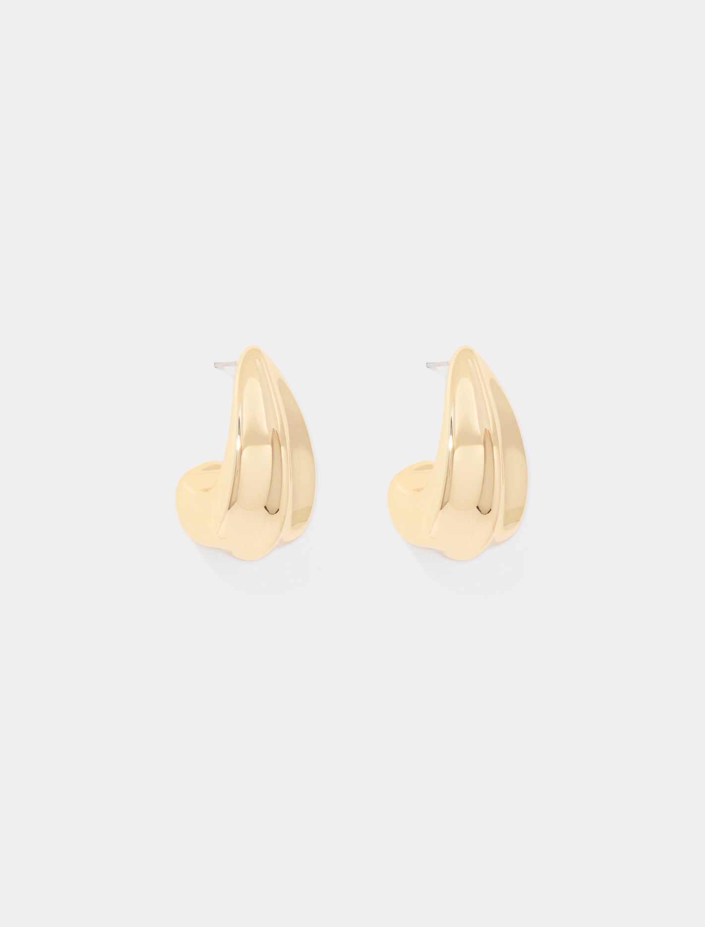 Signature Portia Panel Earrings Gold_mannequin