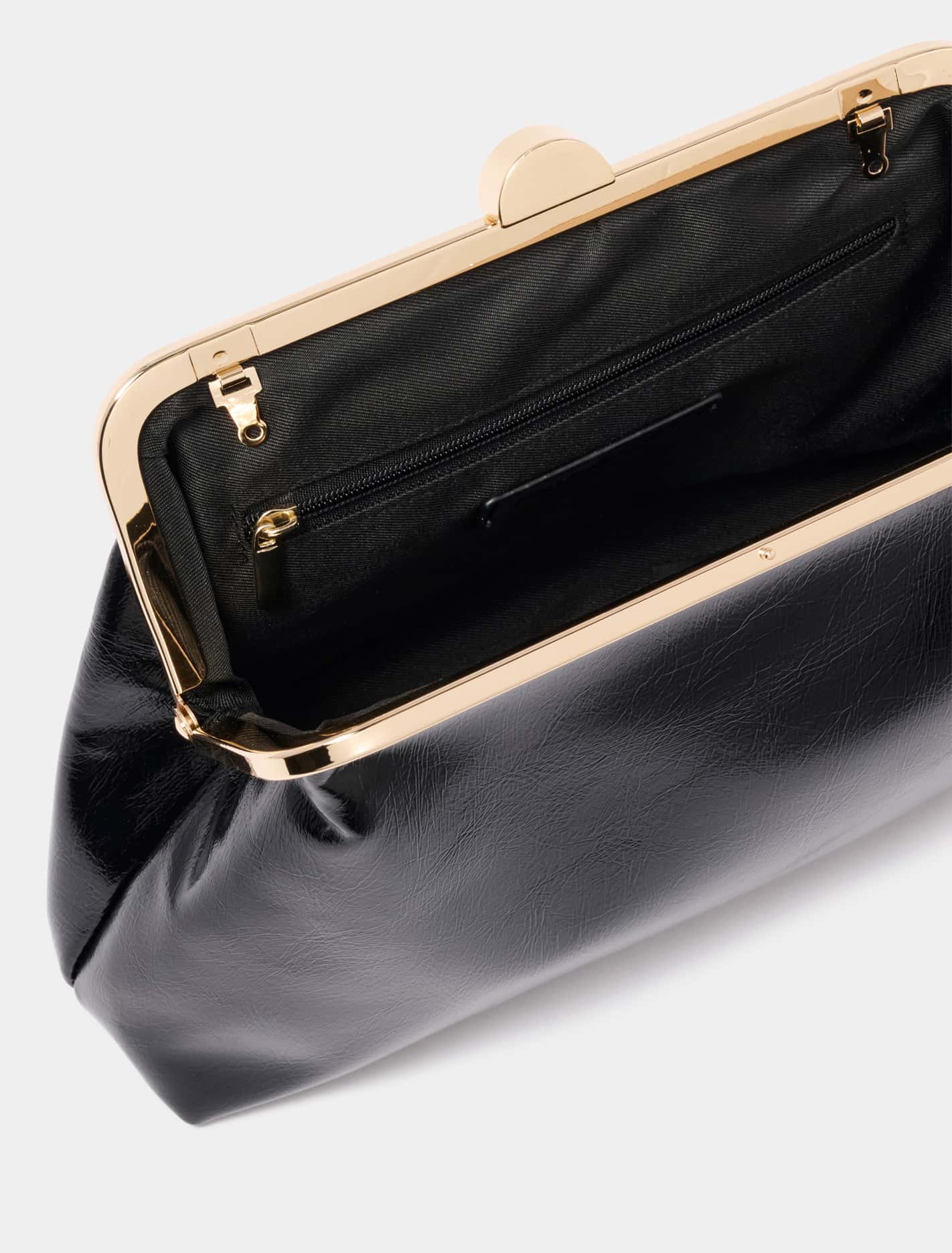 Chloe Curve Frame Clutch Black_mannequin