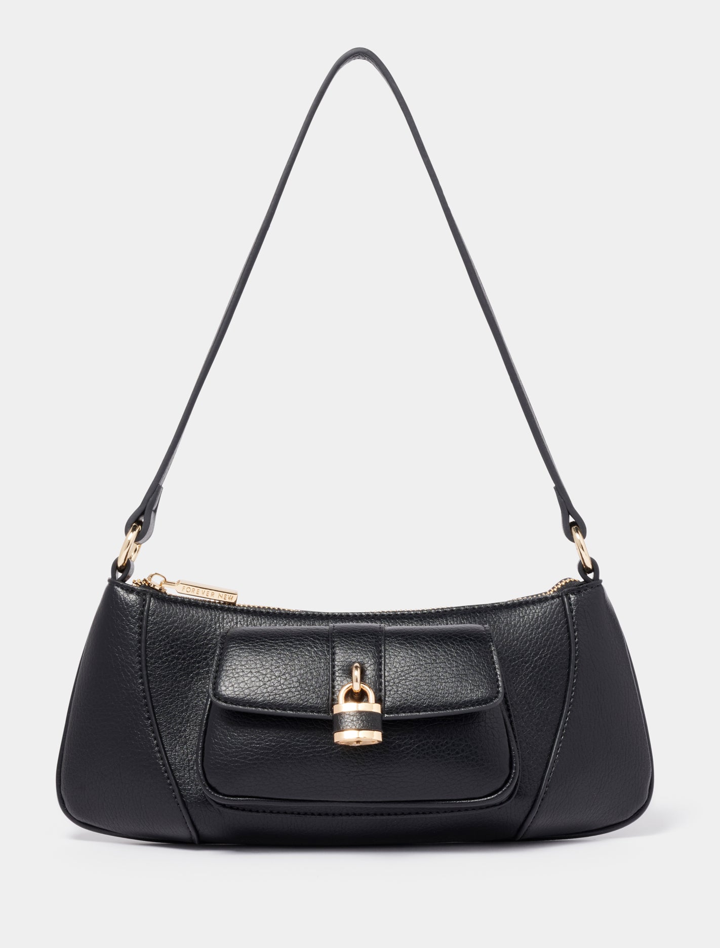 Verity Lock Shoulder Bag Black_mannequin